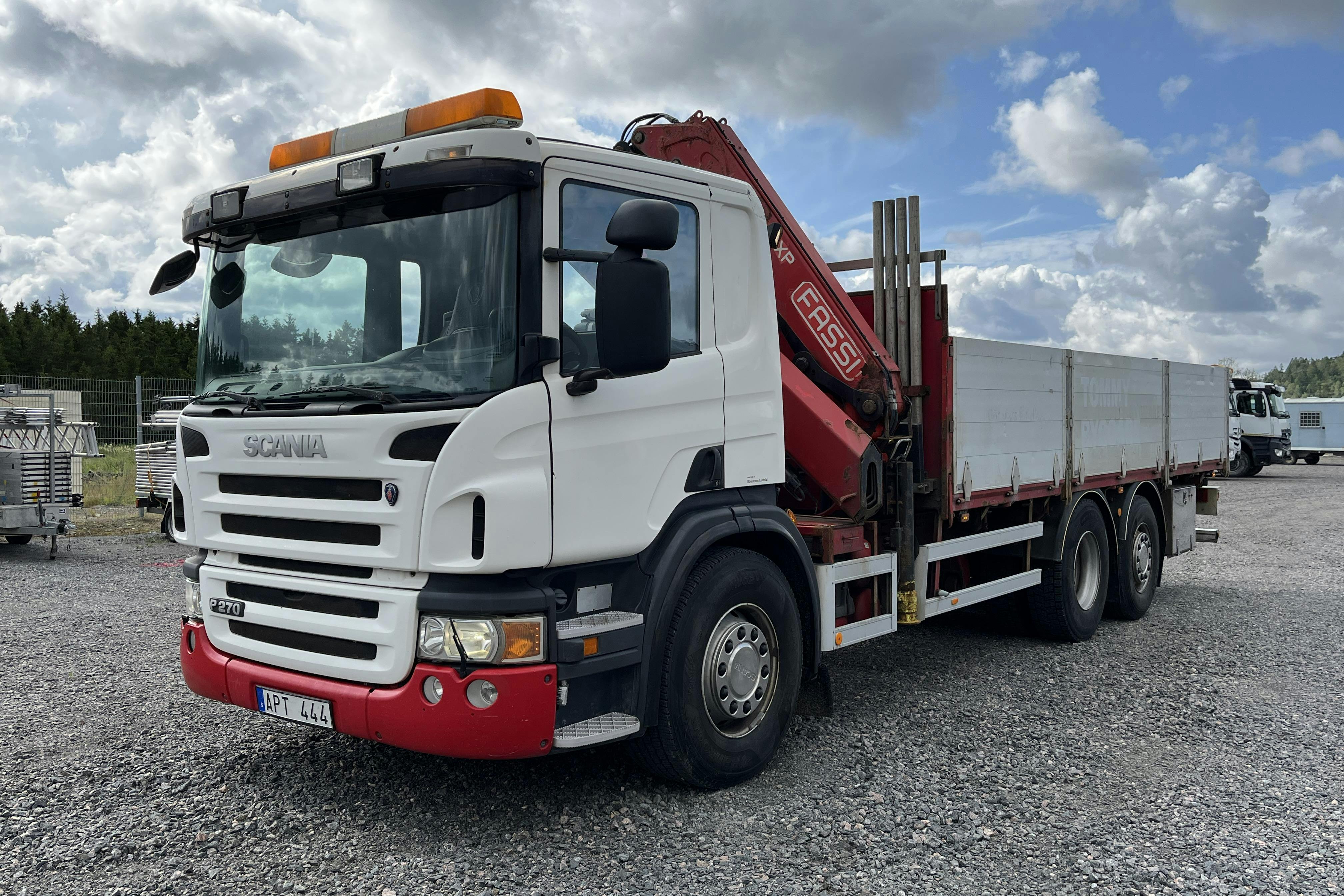 Scania P270 - 459 399 km - Automat - vit - 2008