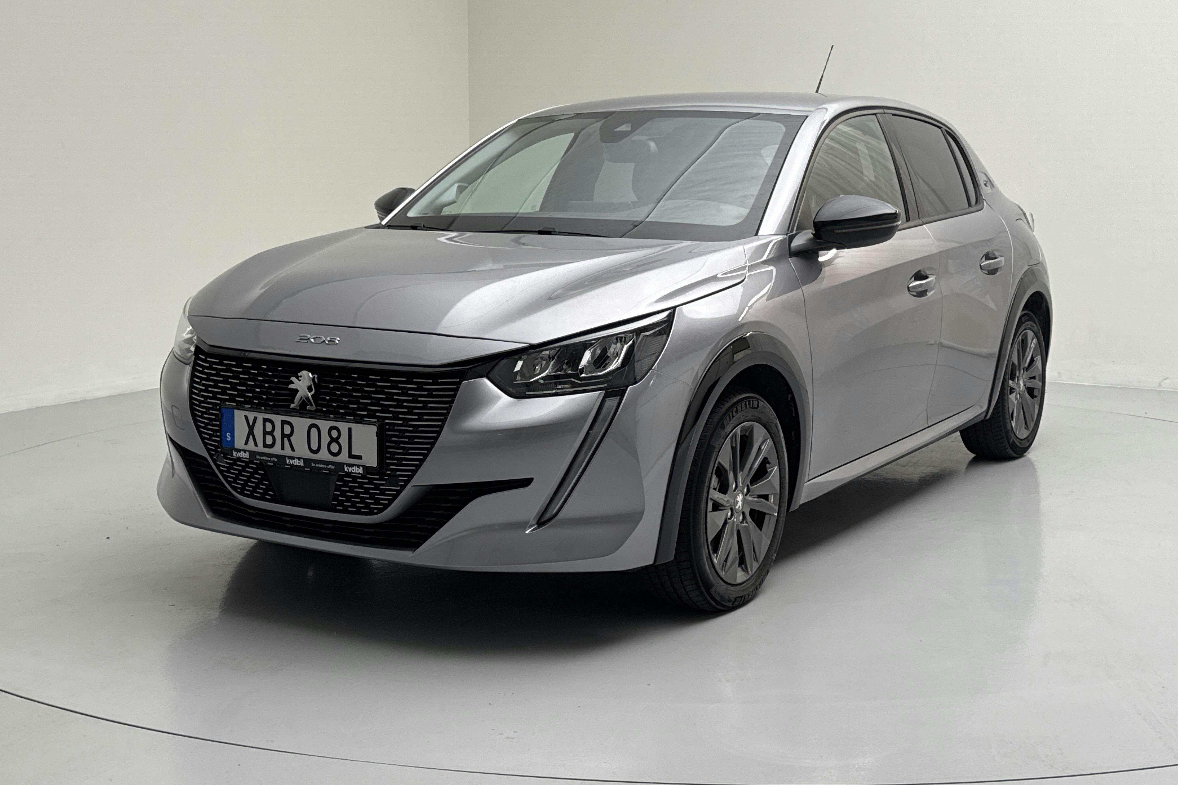 Peugeot e-208 50 kWh 5dr (136hk) - 5 281 mil - Automat - grå - 2022