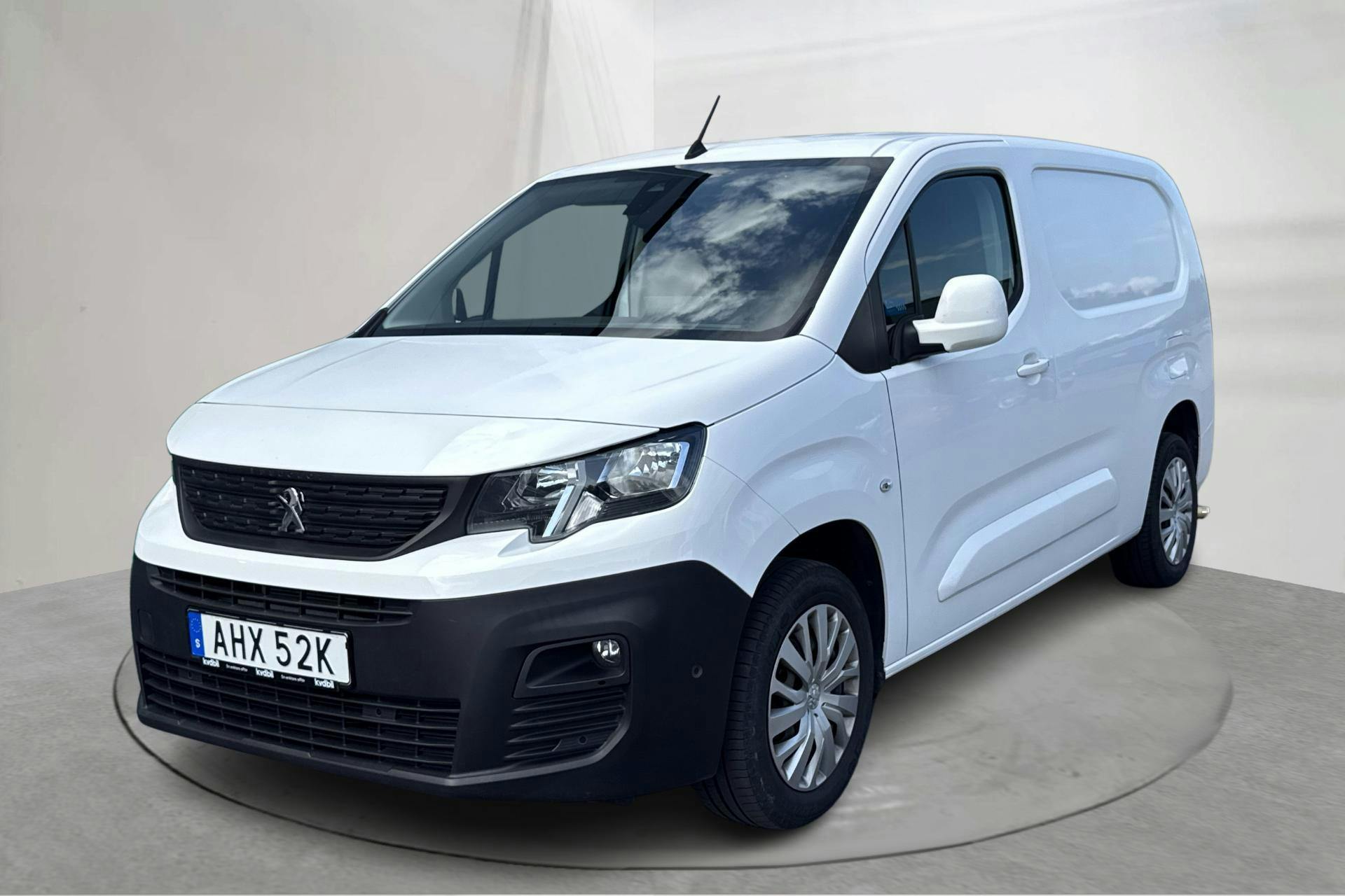 Peugeot Partner 1.5 HDI Skåp (100hk) - 41 530 km - Manual - white - 2020