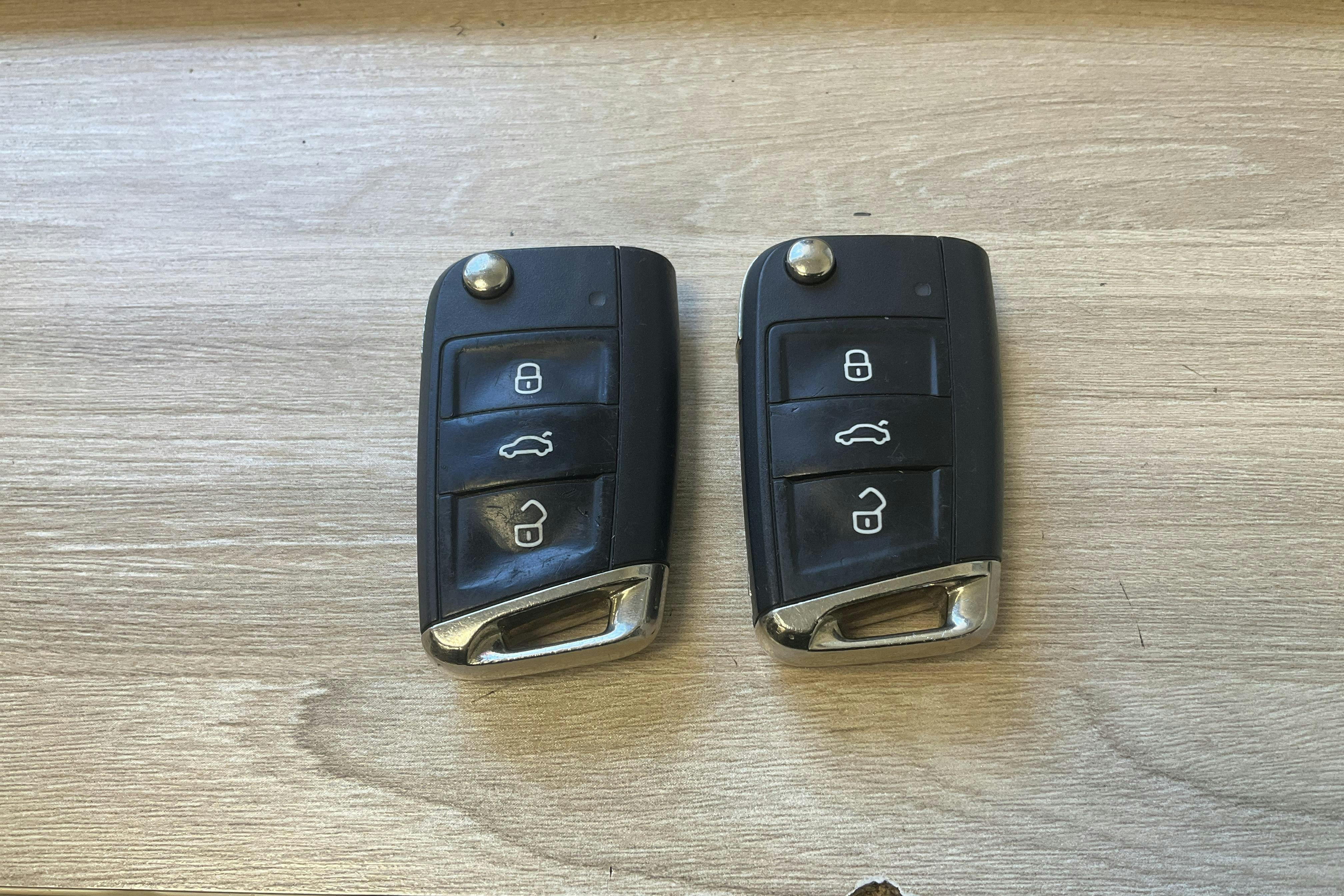 Presentationsfoto 18 av 18: VW Tiguan 1.4 TSI eHybrid (245hk) - 14 858 mil - Automat - grå - 2021