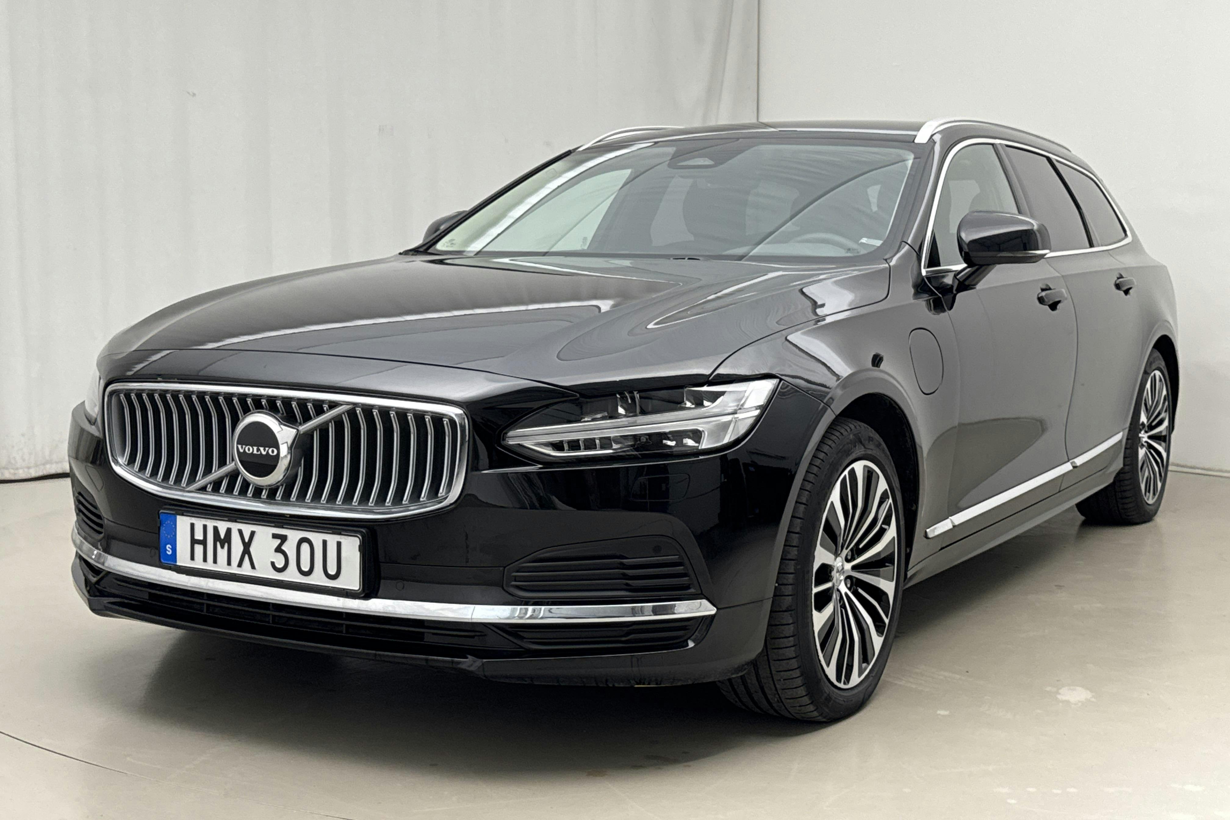 Volvo V90 T6 AWD Recharge (350hk) - 88 200 km - Automatic - black - 2023