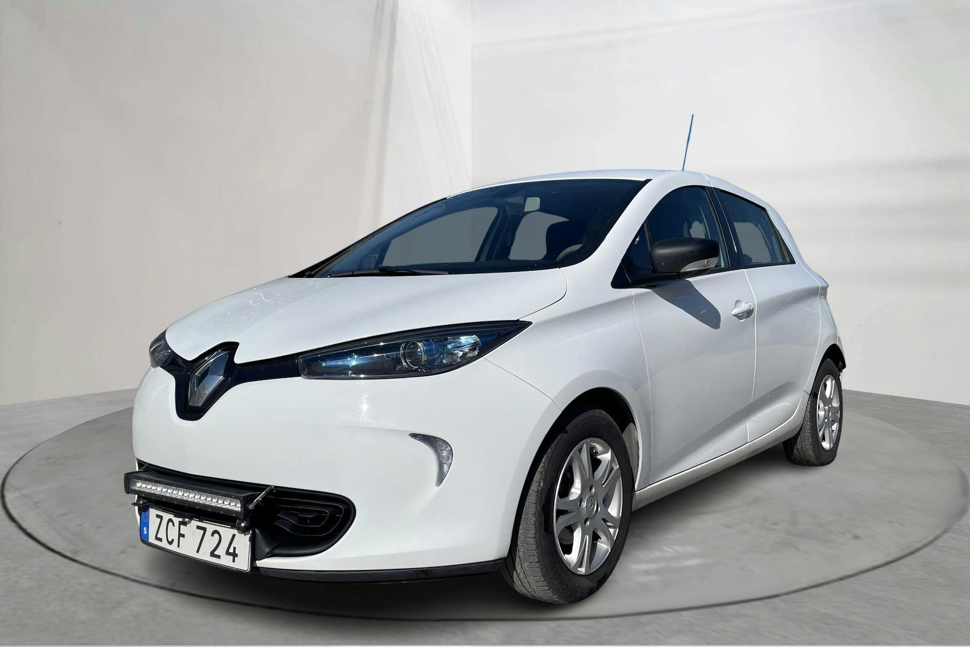 Renault Zoe 41 kWh R90 (92hk) - 57 690 km - Automatic - white - 2018