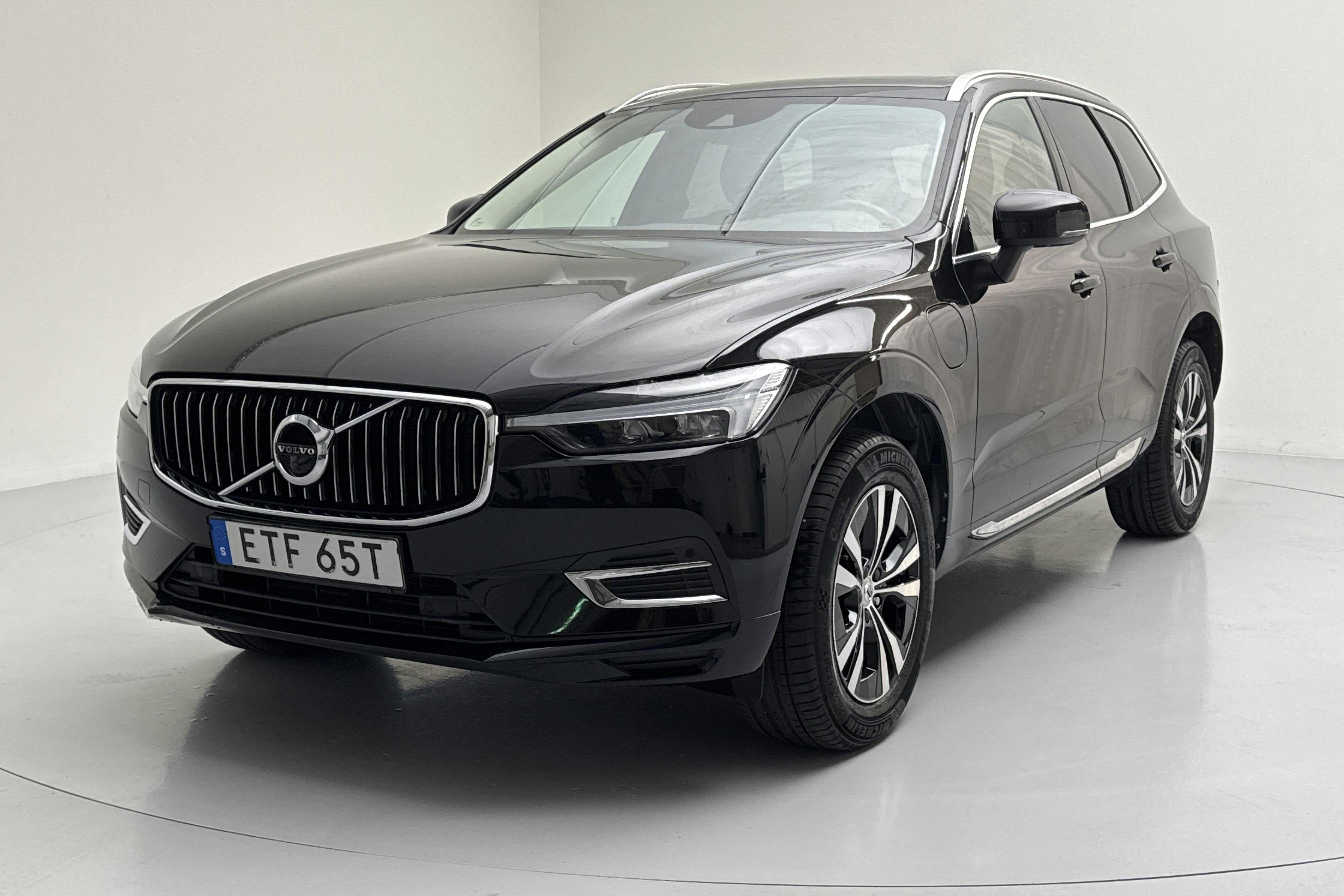 Volvo XC60 T6 AWD Recharge (340hk) - 91 560 km - Automatic - black - 2021