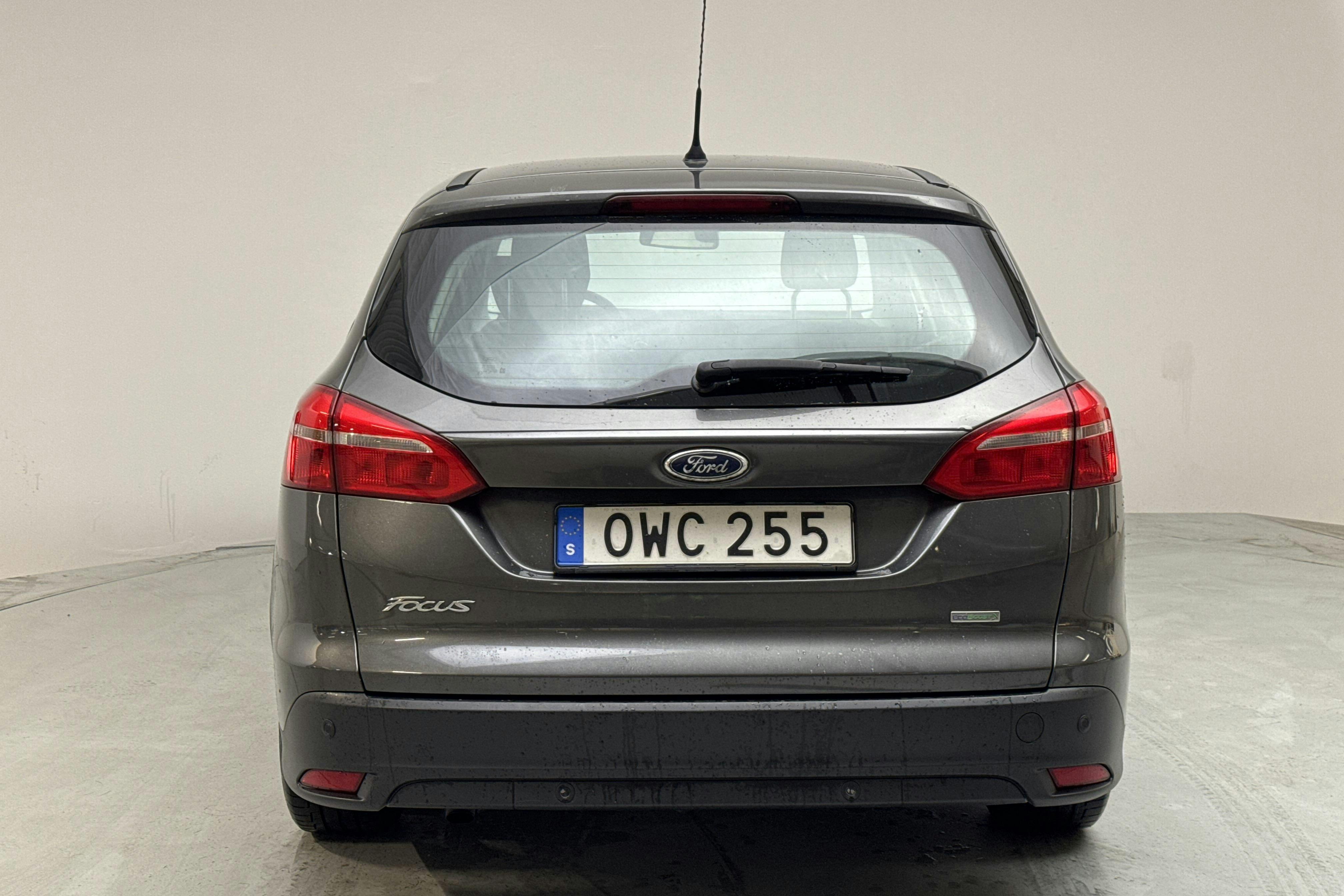 Ford Focus 1.0 EcoBoost Kombi (125hk) - 159 720 km - Käsitsi - hall - 2016