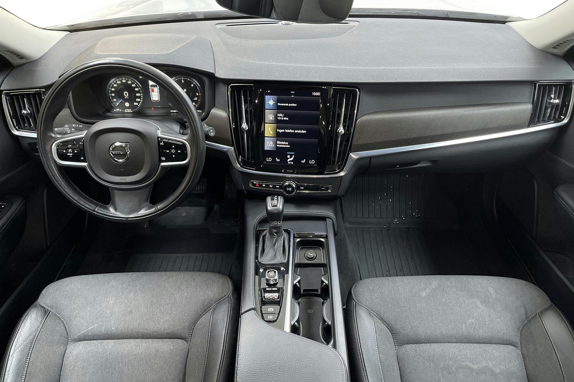 Volvo V90 D4 Cross Country AWD (190hk) - 27 720 mil - Automat - vit - 2018