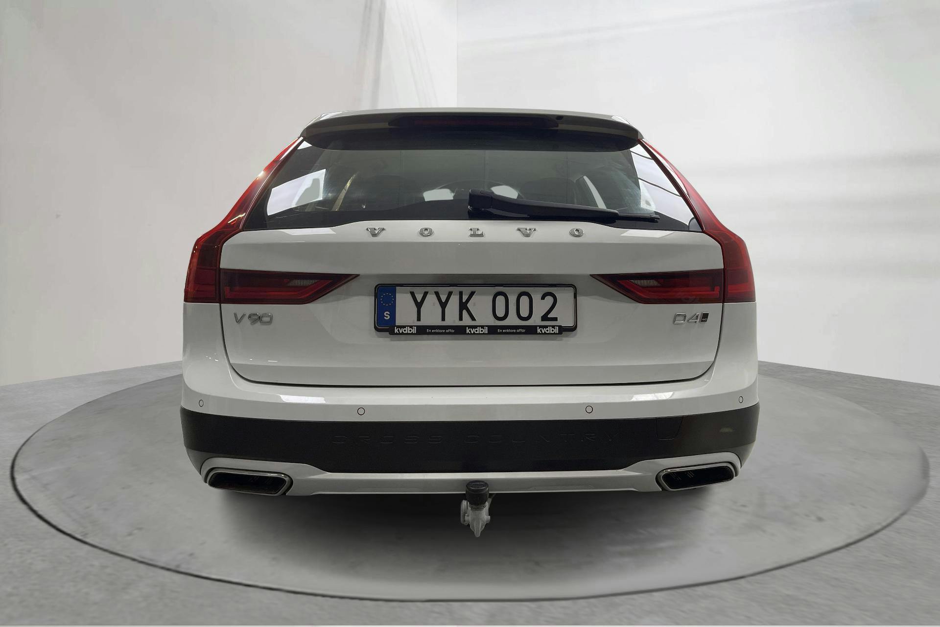 Volvo V90 D4 Cross Country AWD (190hk) - 27 720 mil - Automat - vit - 2018