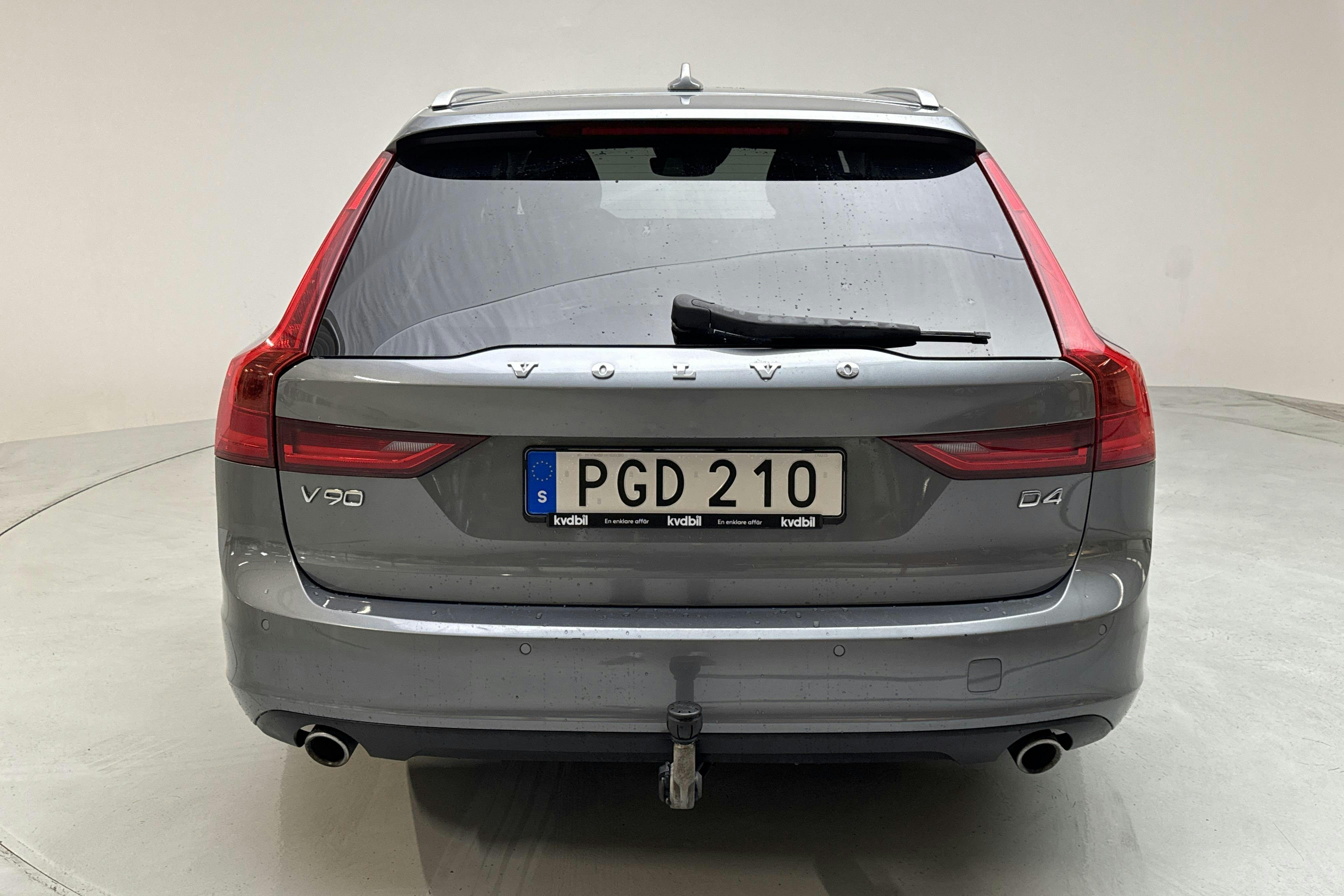 Volvo V90 D4 (190hk) - 14 338 mil - Manuell - grå - 2017