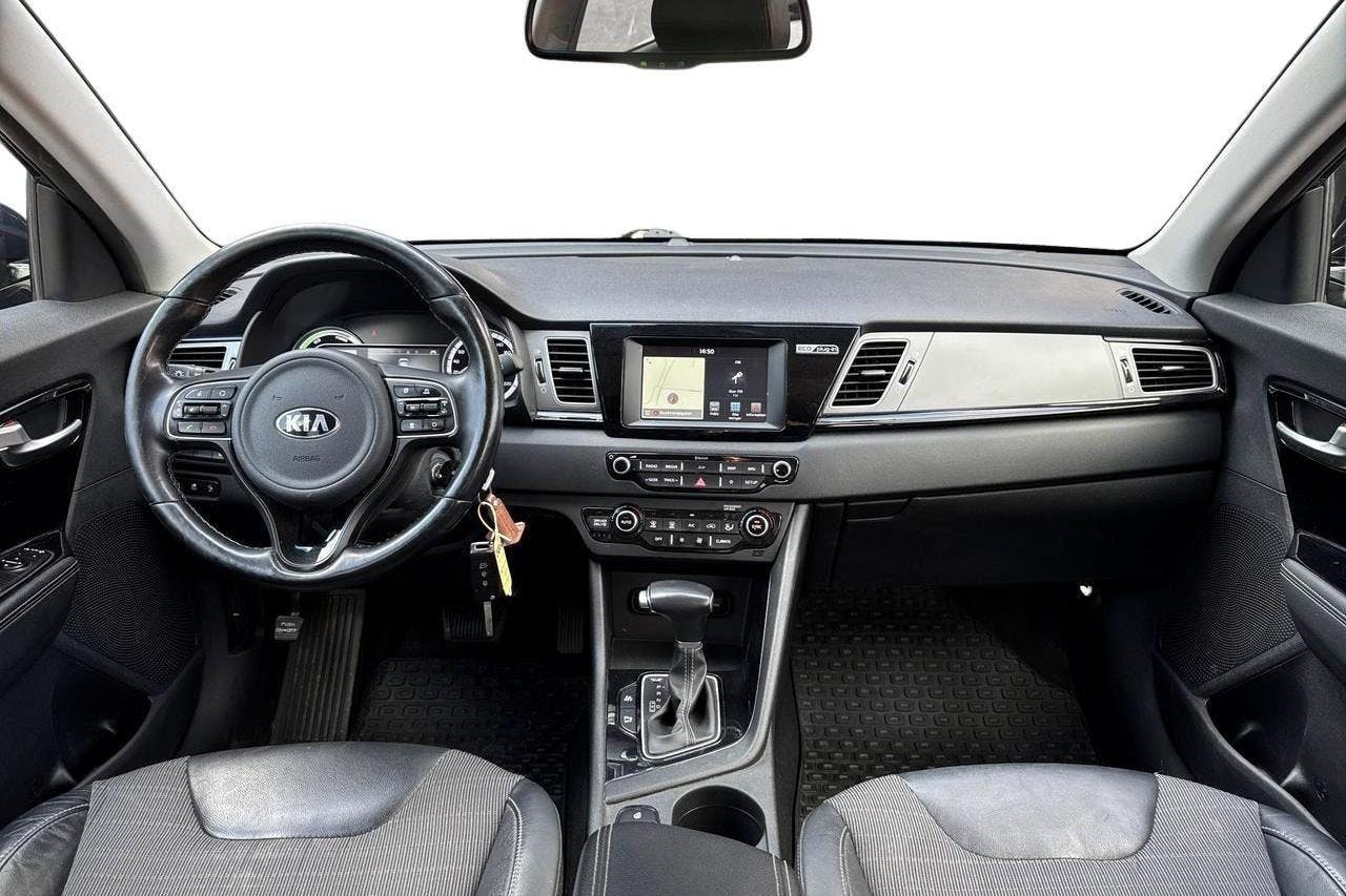KIA Niro Plug-in Hybrid 1.6 (141hk) - 105 310 km - Automaatne - sinine - 2018