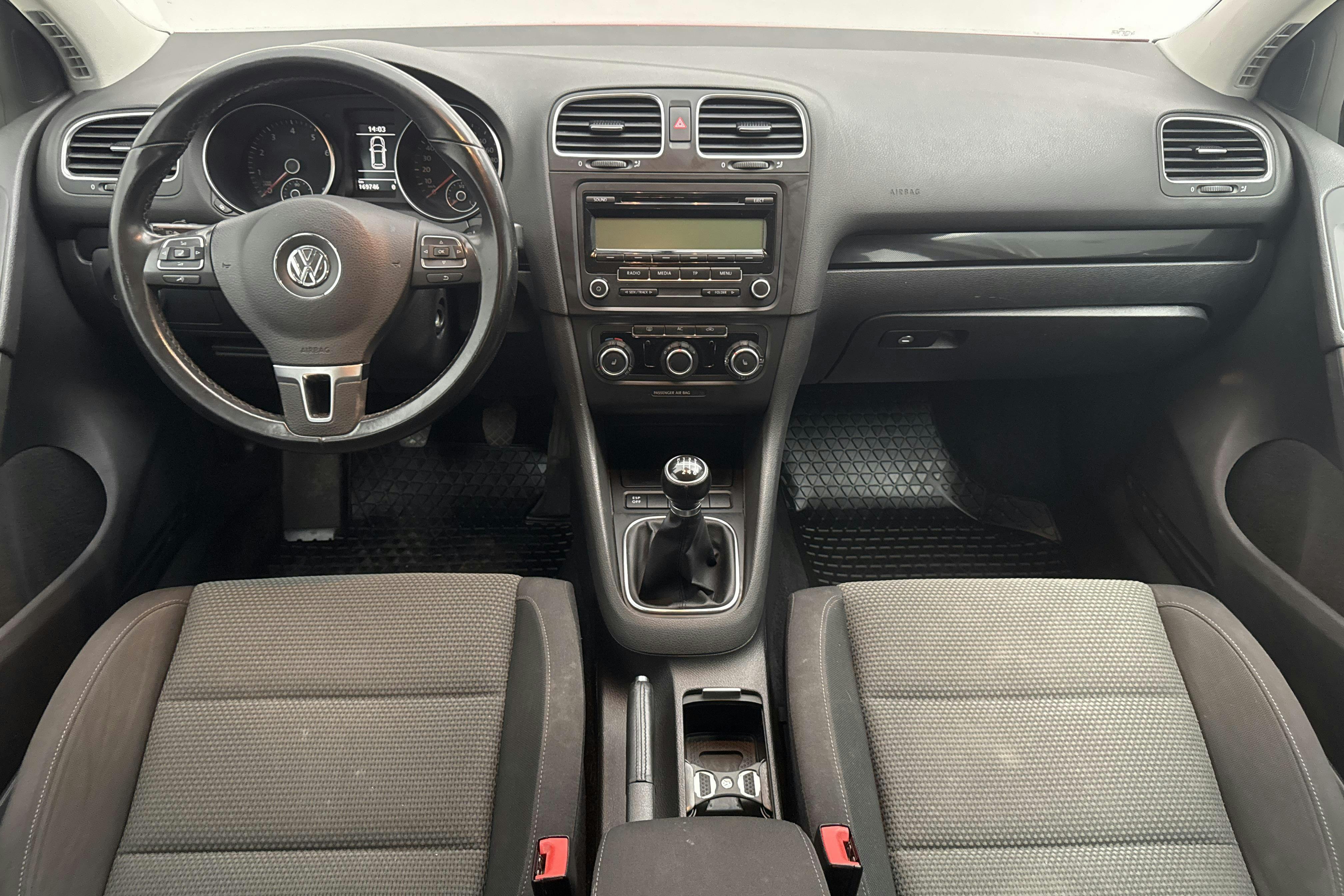 VW Golf VI 1.4 TSI 5dr (122hk) - 16 975 mil - Manuell - röd - 2010