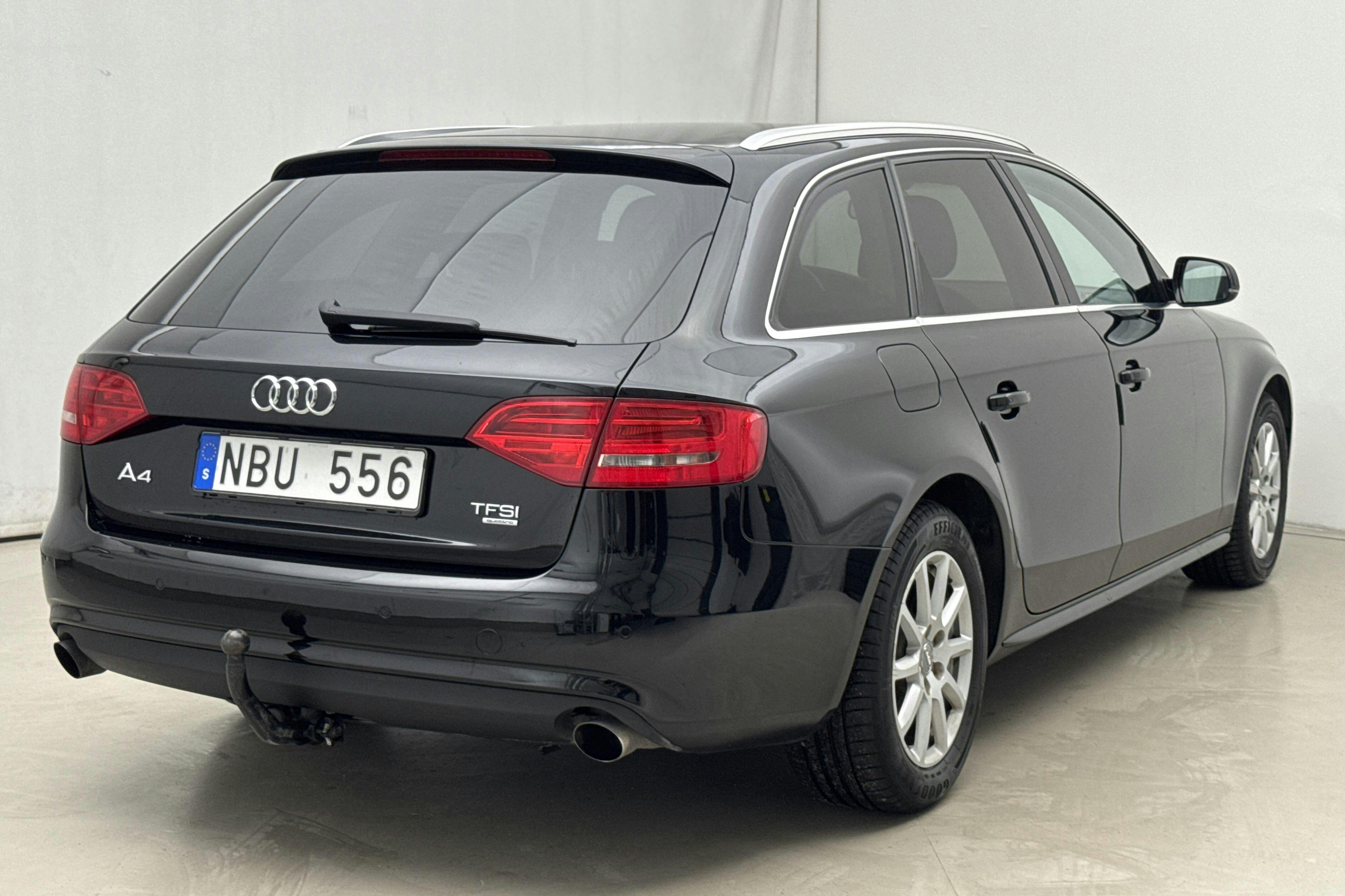 Audi A4 2.0 TFSI E85 Avant quattro (180hk) - 14 925 mil - Manuell - svart - 2013