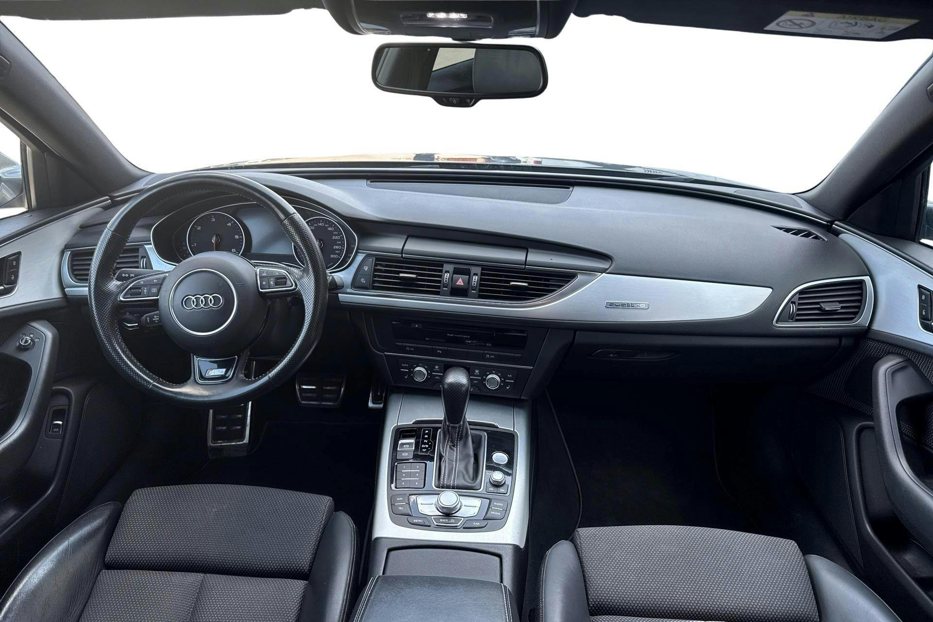 Audi A6 2.0 TDI Avant quattro (190hk) - 14 651 mil - Automat - grå - 2017