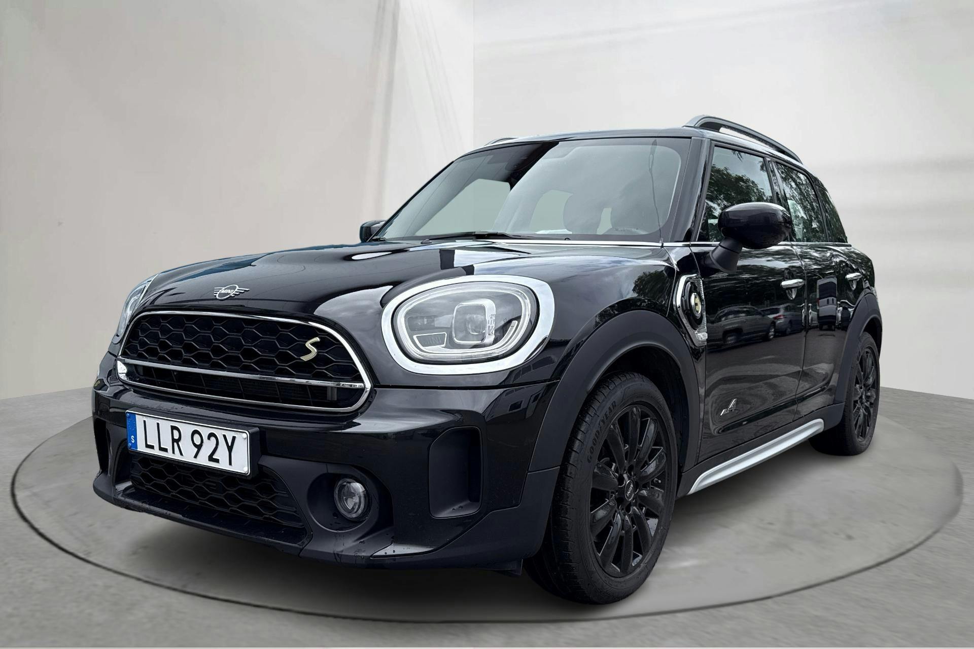 MINI Cooper S E ALL4 Countryman 10,0 kWh, F60 LCI (224hk) - 77 130 km - Automatic - black - 2022