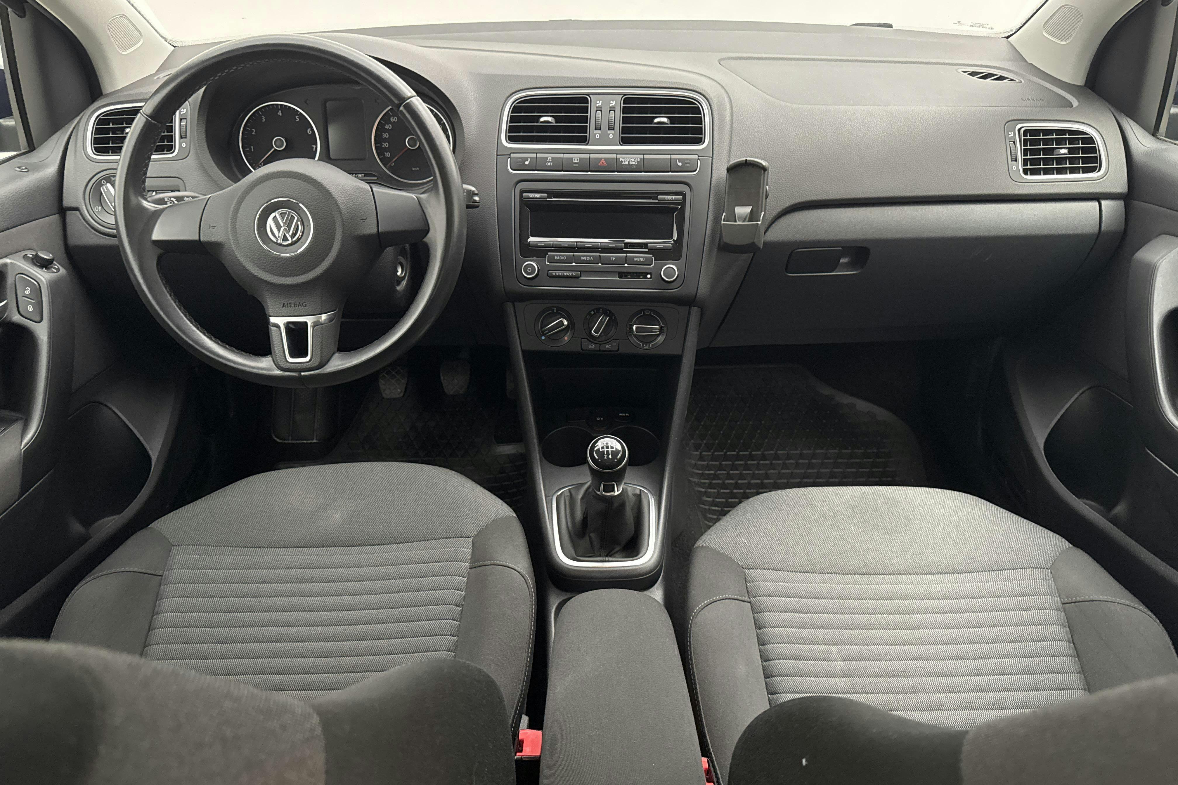 VW Polo 1.4 5dr (85hk) - 9 299 mil - Manuell - Dark Blue - 2014