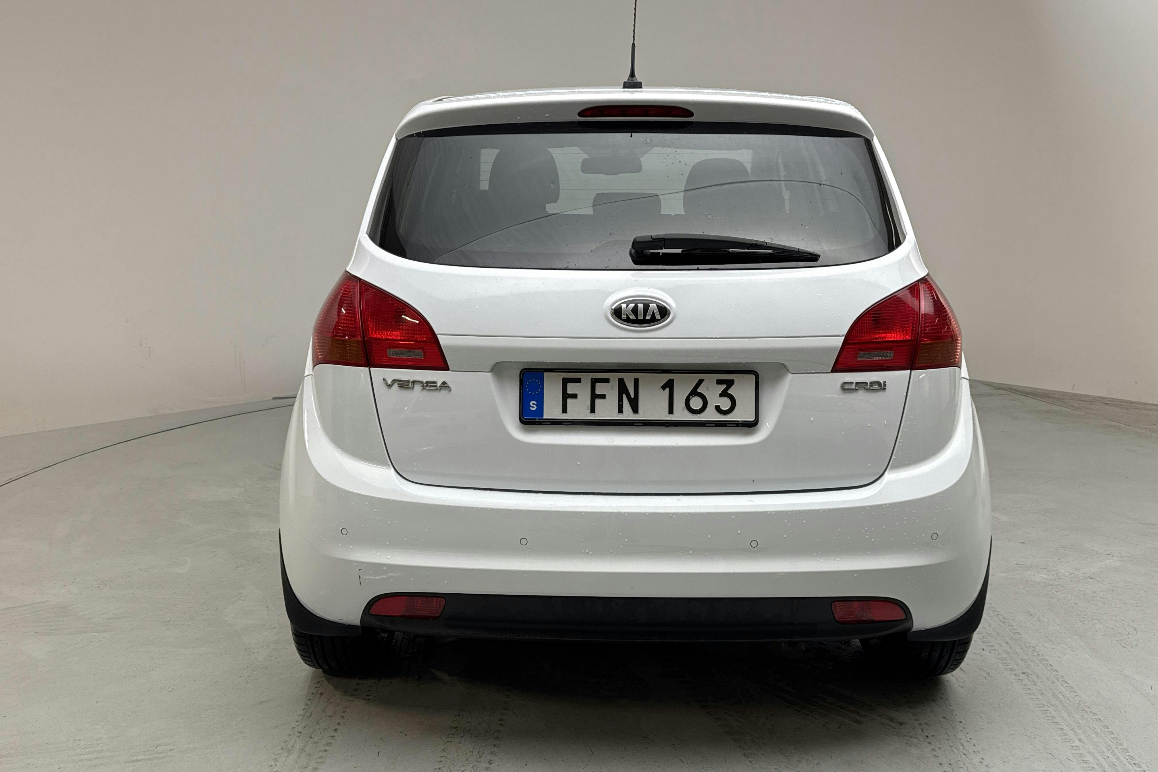 KIA Venga 1.4 CRDi (90hk) - 6 800 mil - Manuell - vit - 2014