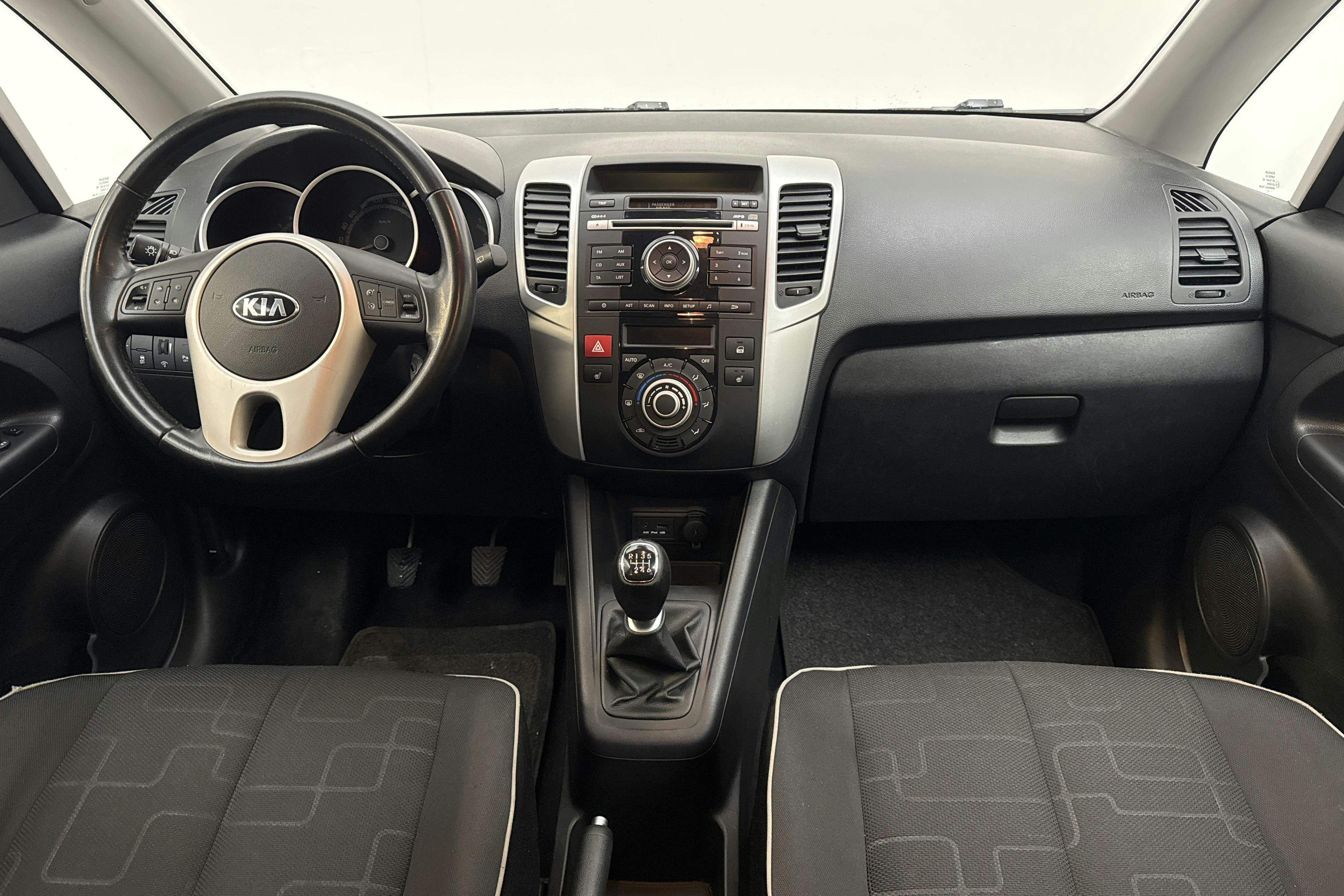 KIA Venga 1.4 CRDi (90hk) - 6 800 mil - Manuell - vit - 2014