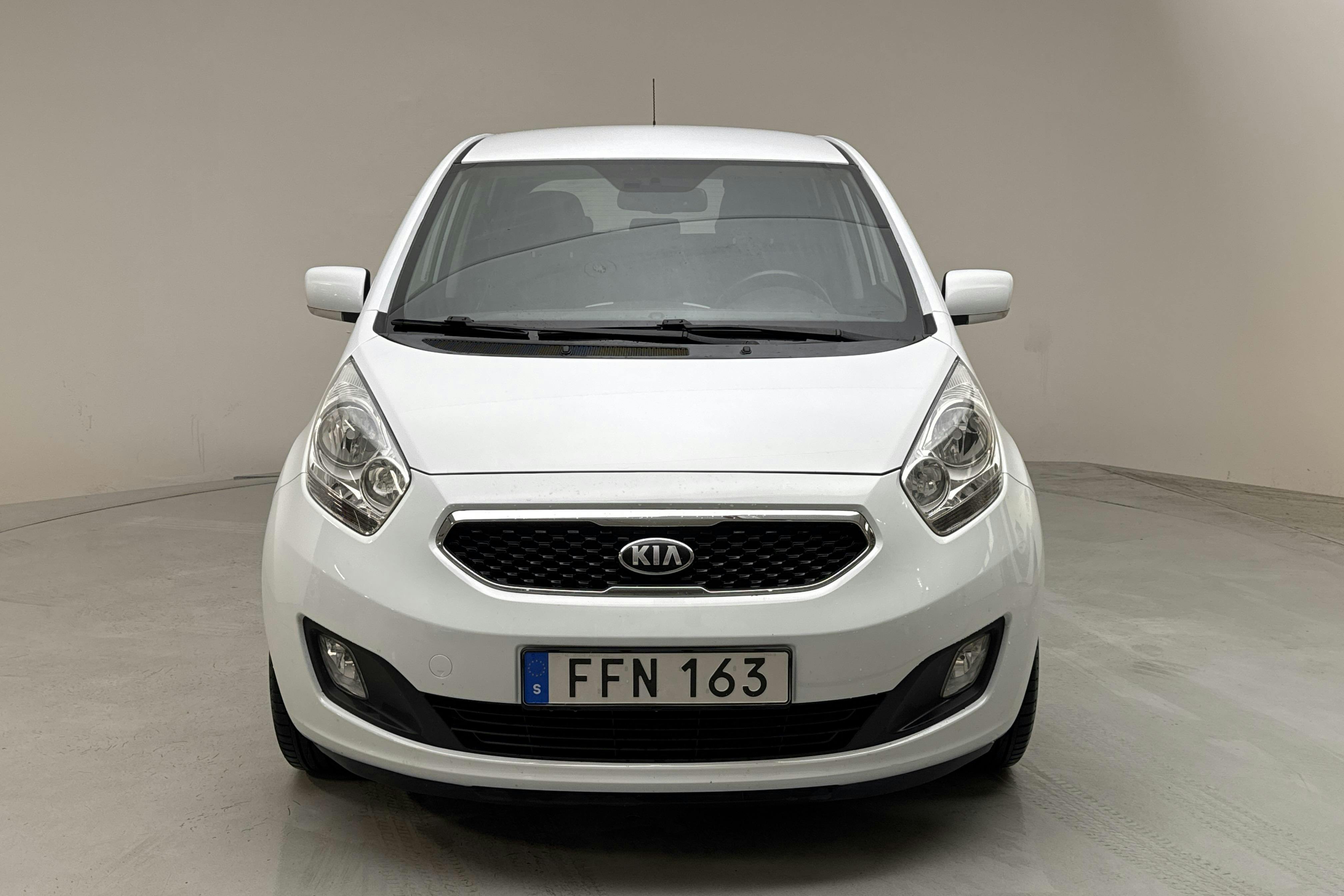 KIA Venga 1.4 CRDi (90hk) - 6 800 mil - Manuell - vit - 2014