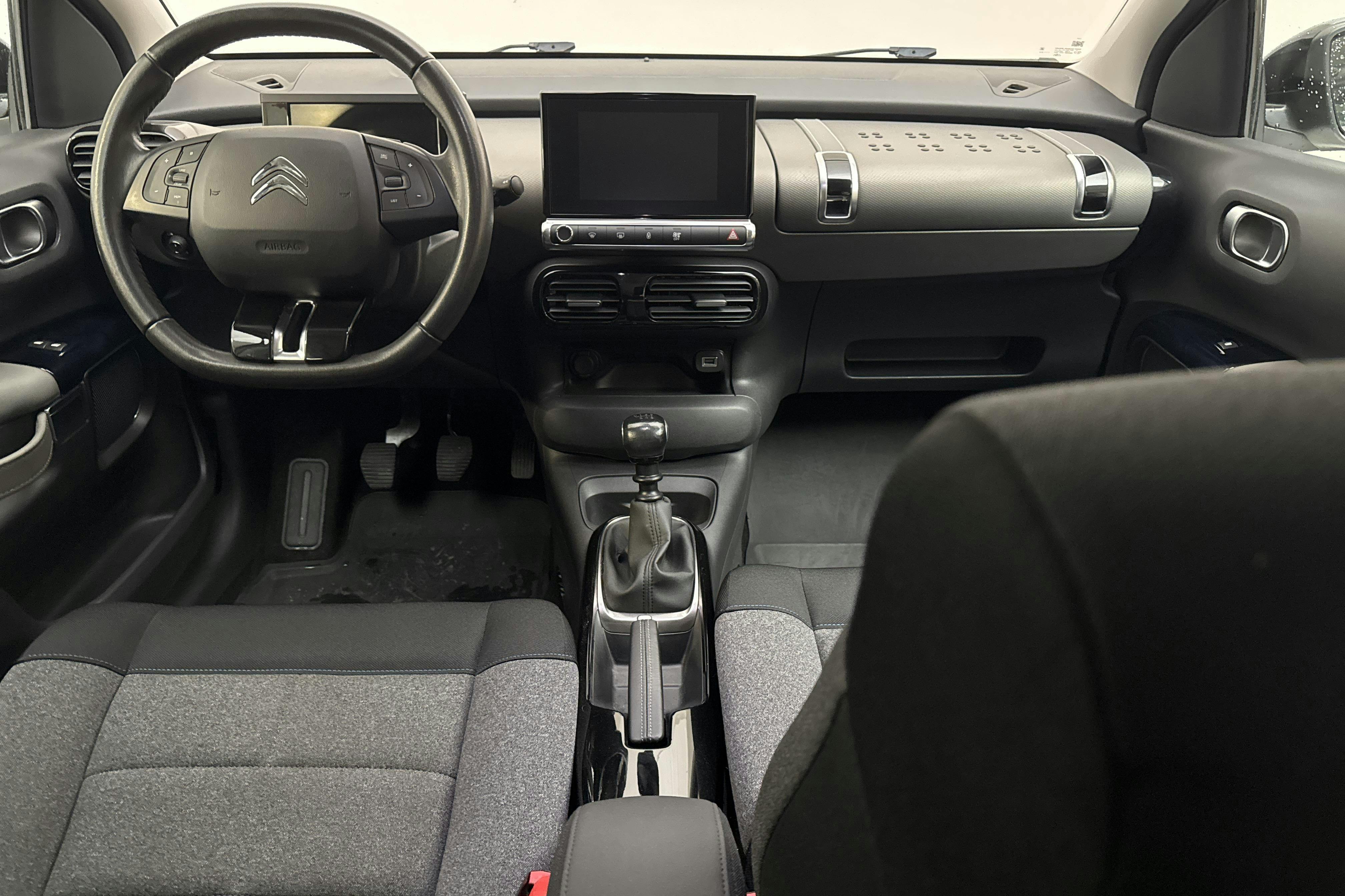 Citroën C4 Cactus PureTech (110hk) - 8 506 mil - Manuell - vit - 2019