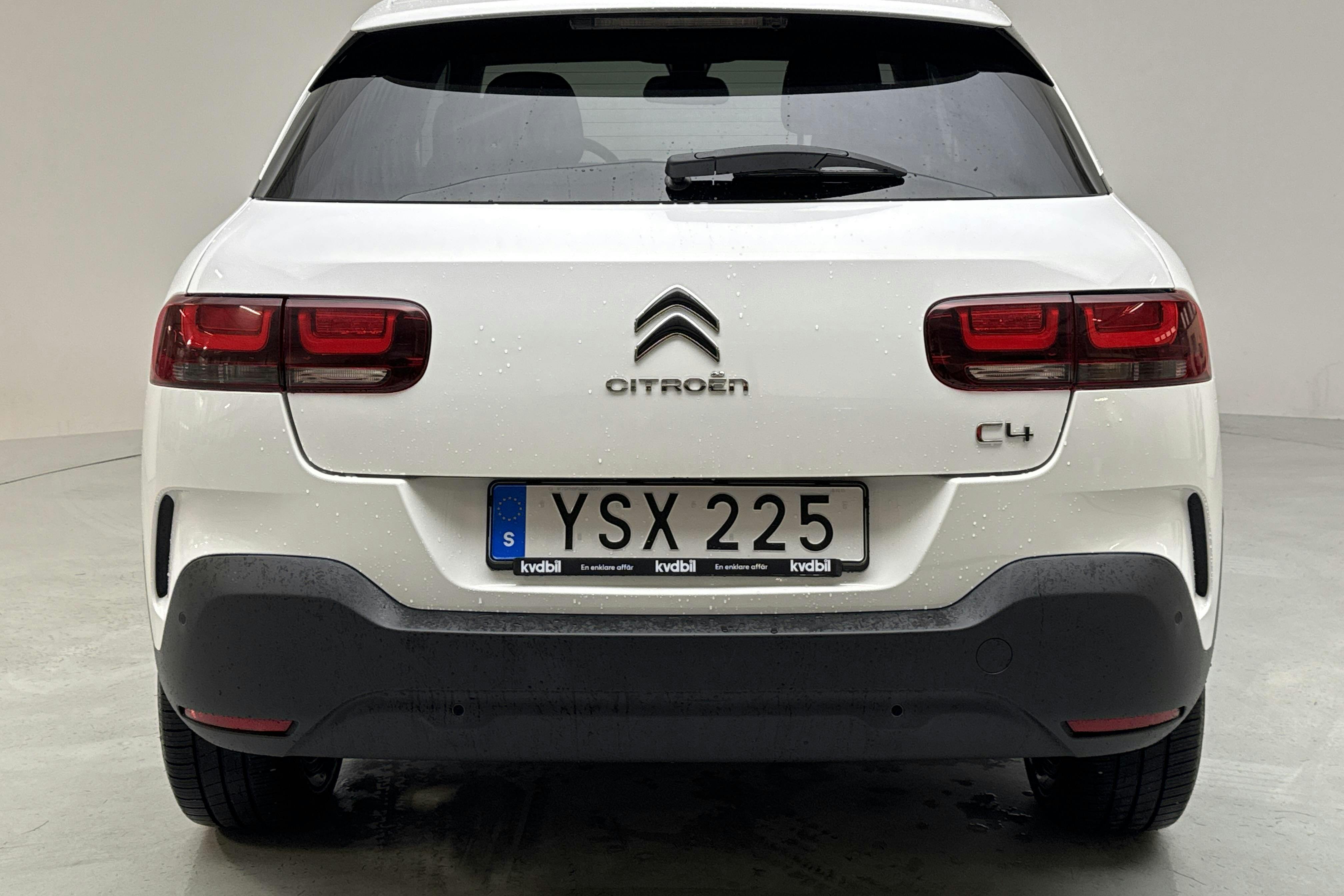 Citroën C4 Cactus PureTech (110hk) - 8 506 mil - Manuell - vit - 2019