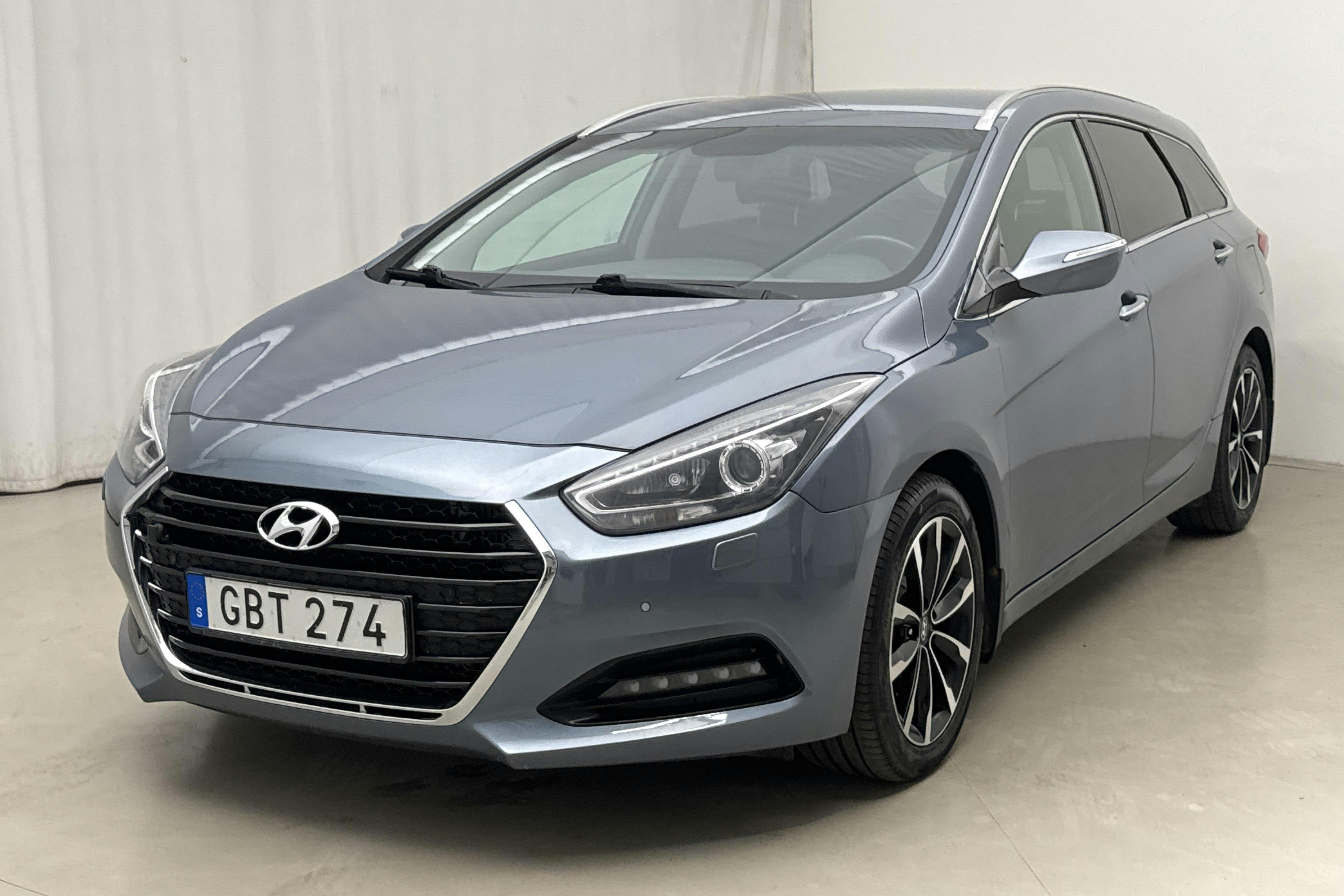 Hyundai i40 1.7 D Kombi (141hk) - 209 490 km - Automatic - Light Blue - 2016