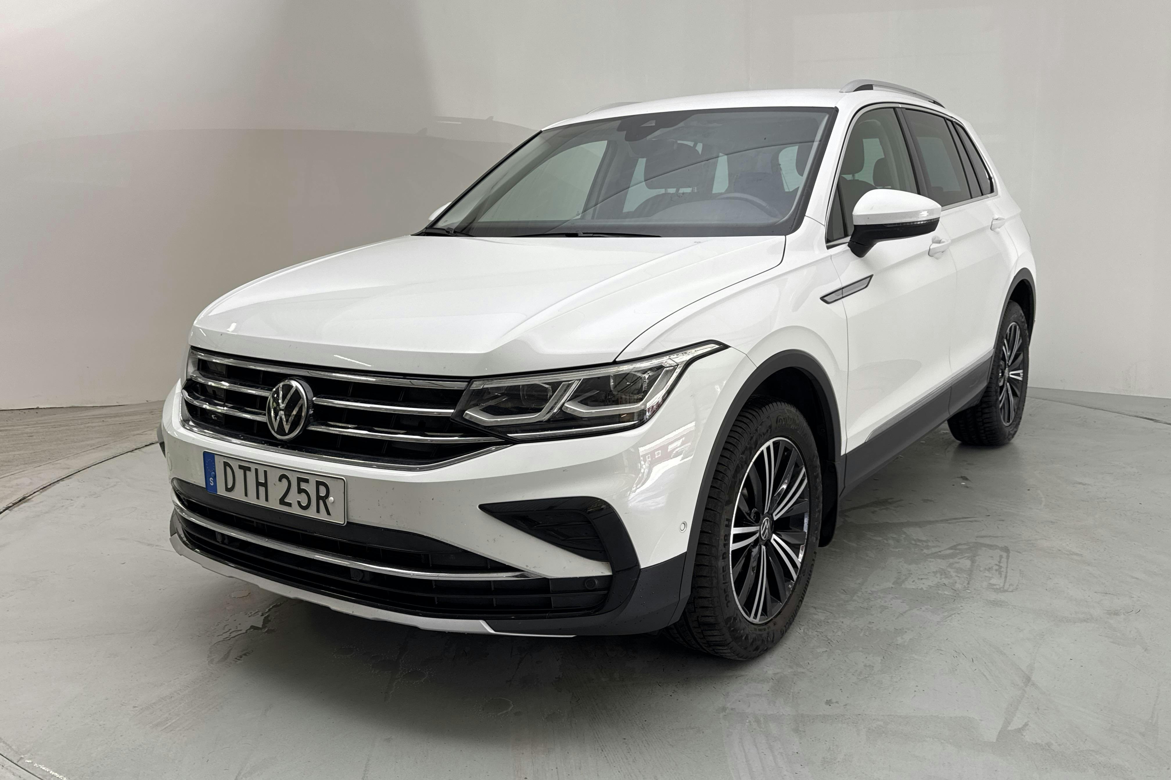 VW Tiguan 2.0 TDI 4MOTION (200hk) - 144 560 km - Automaattinen - valkoinen - 2021