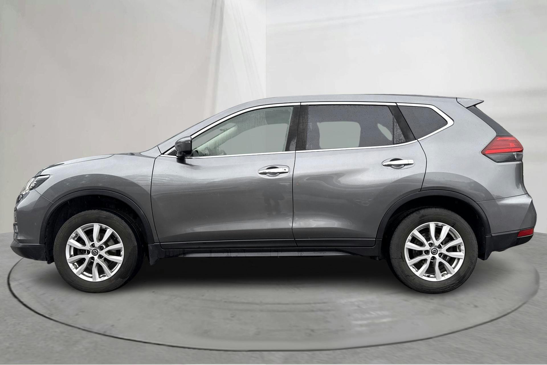 Presentationsfoto 2 av 14: Nissan X-trail 1.3 DIG-T 2WD (160hk) - 9 311 mil - Automat - grå - 2020