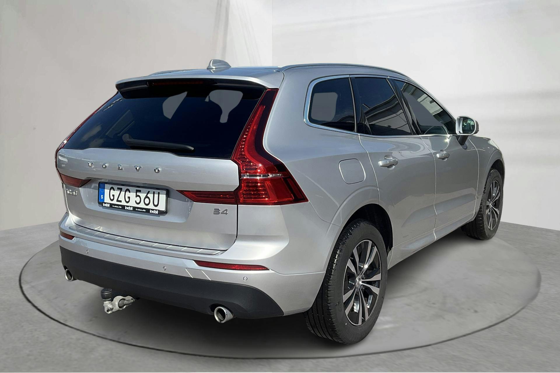 Volvo XC60 B4 2WD Mildhybrid, Diesel (197hk) - 8 001 mil - Automat - silver - 2021