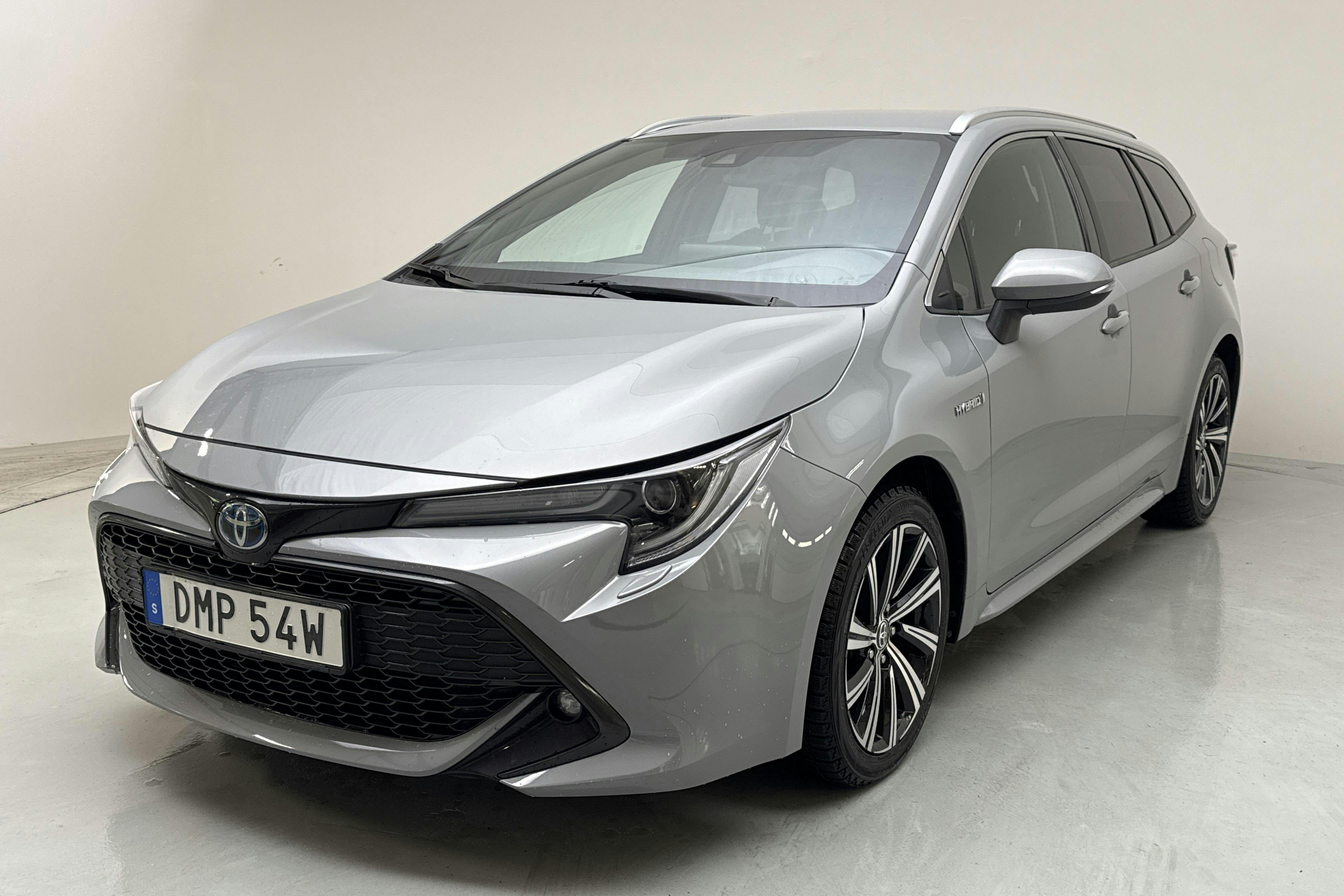 Toyota Corolla 1.8 Hybrid Touring Sports (122hk) - 4 633 mil - Automat - grå - 2021