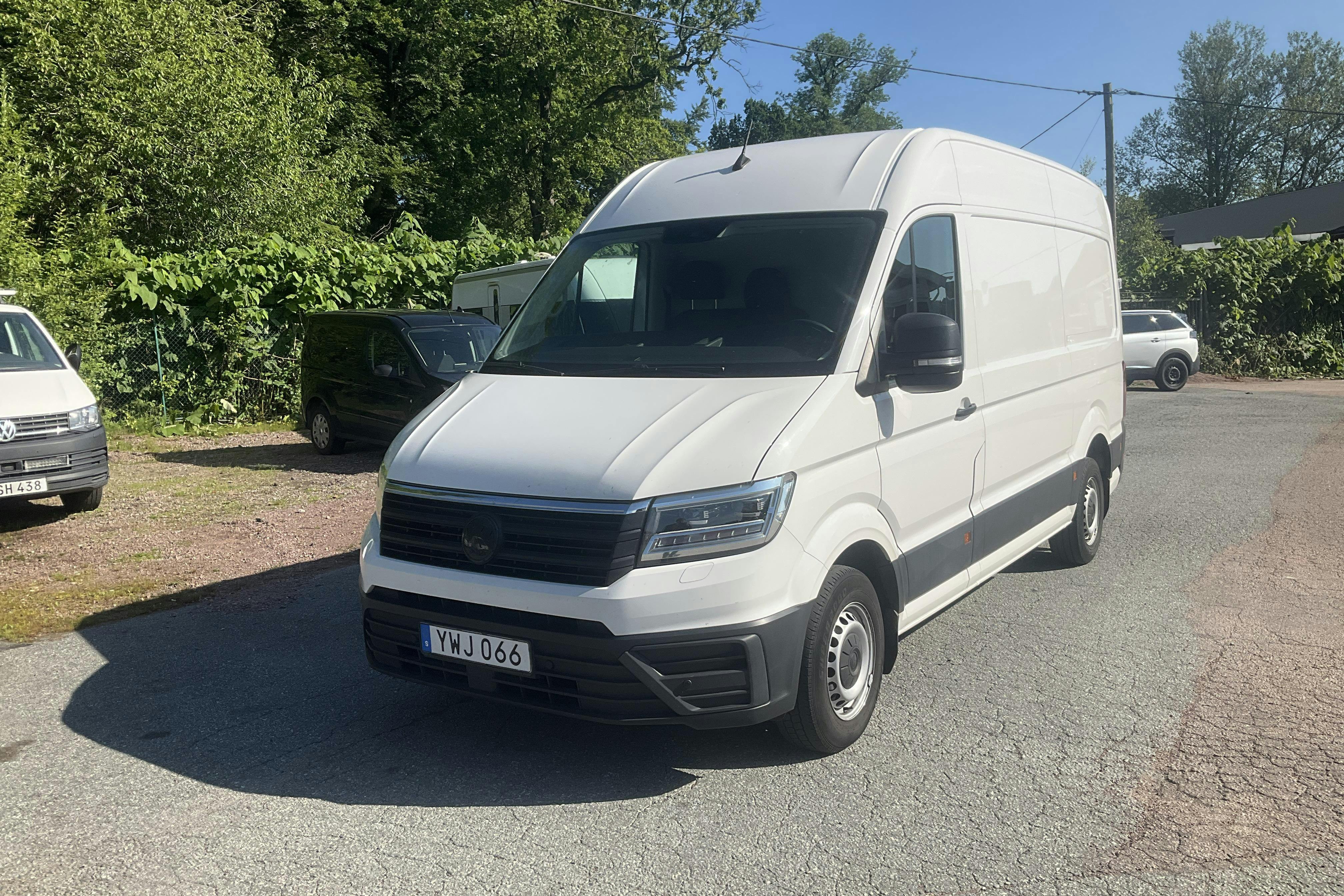 Presentationsfoto 1 av 13: VW Crafter 35 2.0 TDI Skåp (177hk) - 13 458 mil - Manuell - vit - 2019
