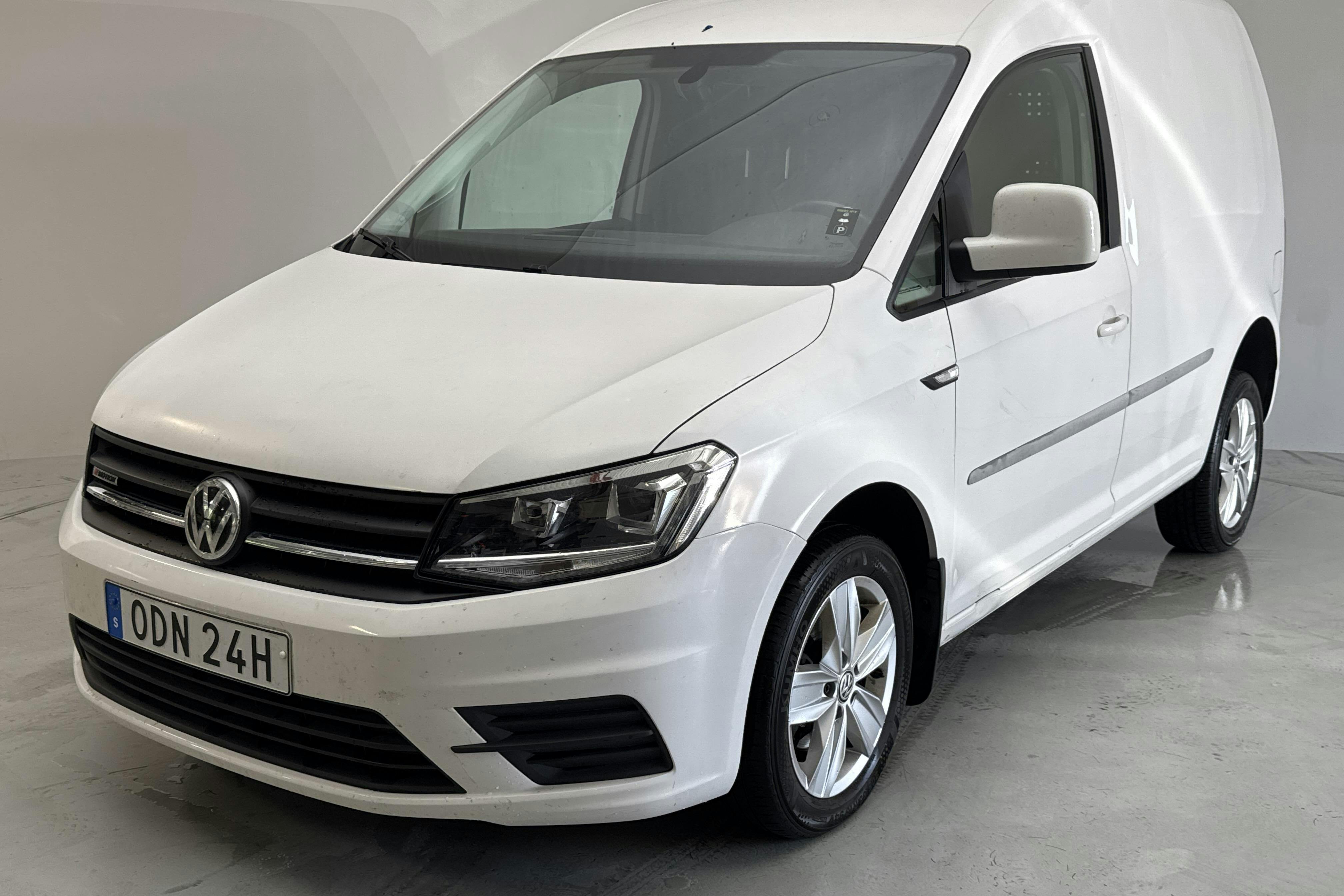 VW Caddy 2.0 TDI Skåp 4MOTION (150hk) - 199 220 km - Automatic - white - 2019
