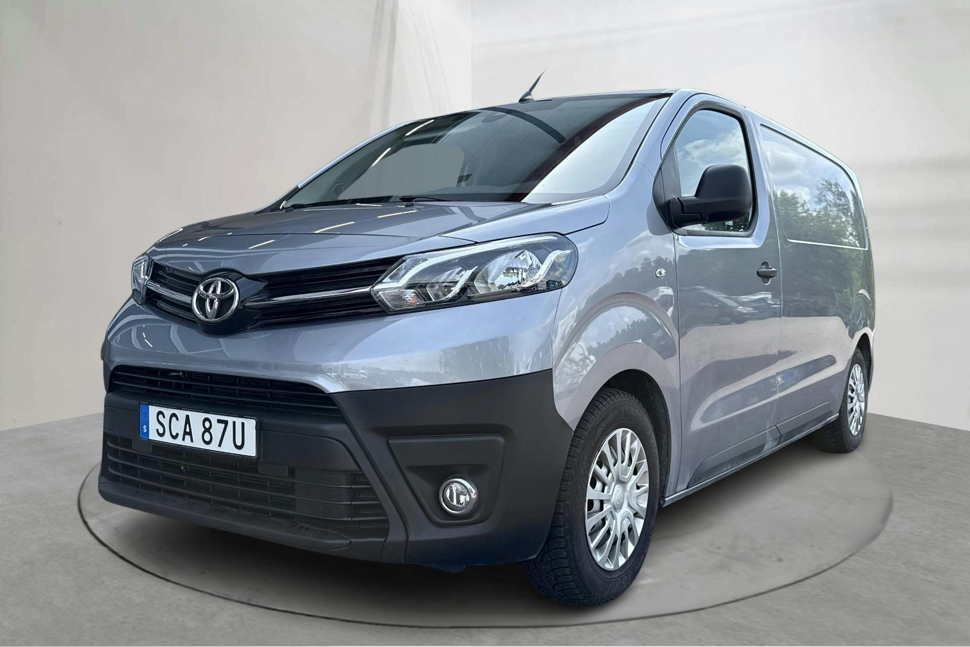 Toyota PROACE 2.0D (177hk) - 29 900 km - Automatic - silver - 2024