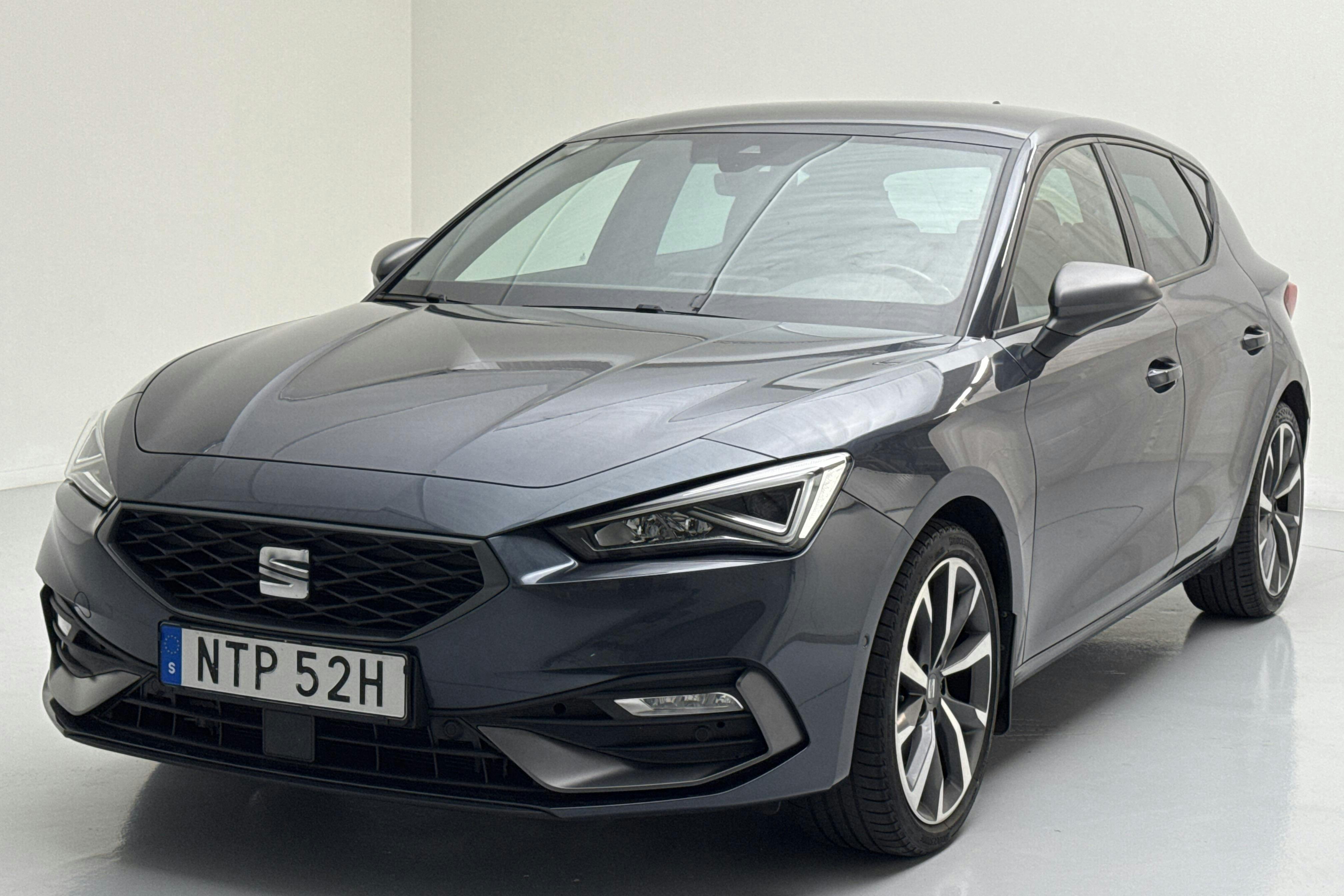Seat Leon 1.5 eTSI 5dr (150hk) - 45 430 km - Automatic - Dark Grey - 2020