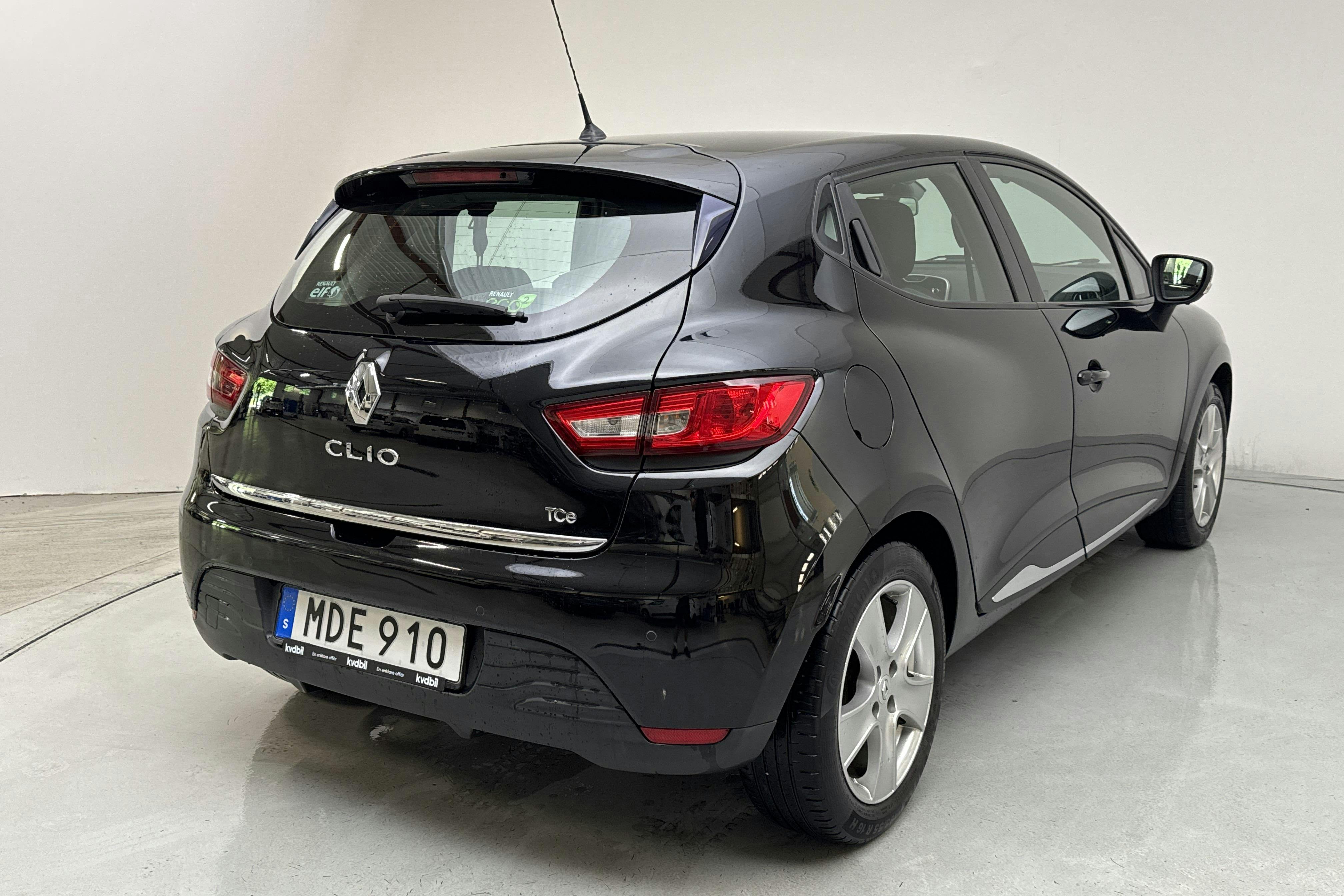 Renault Clio IV 0.9 TCe 90 5dr (90hk) - 7 762 mil - Manuell - svart - 2016