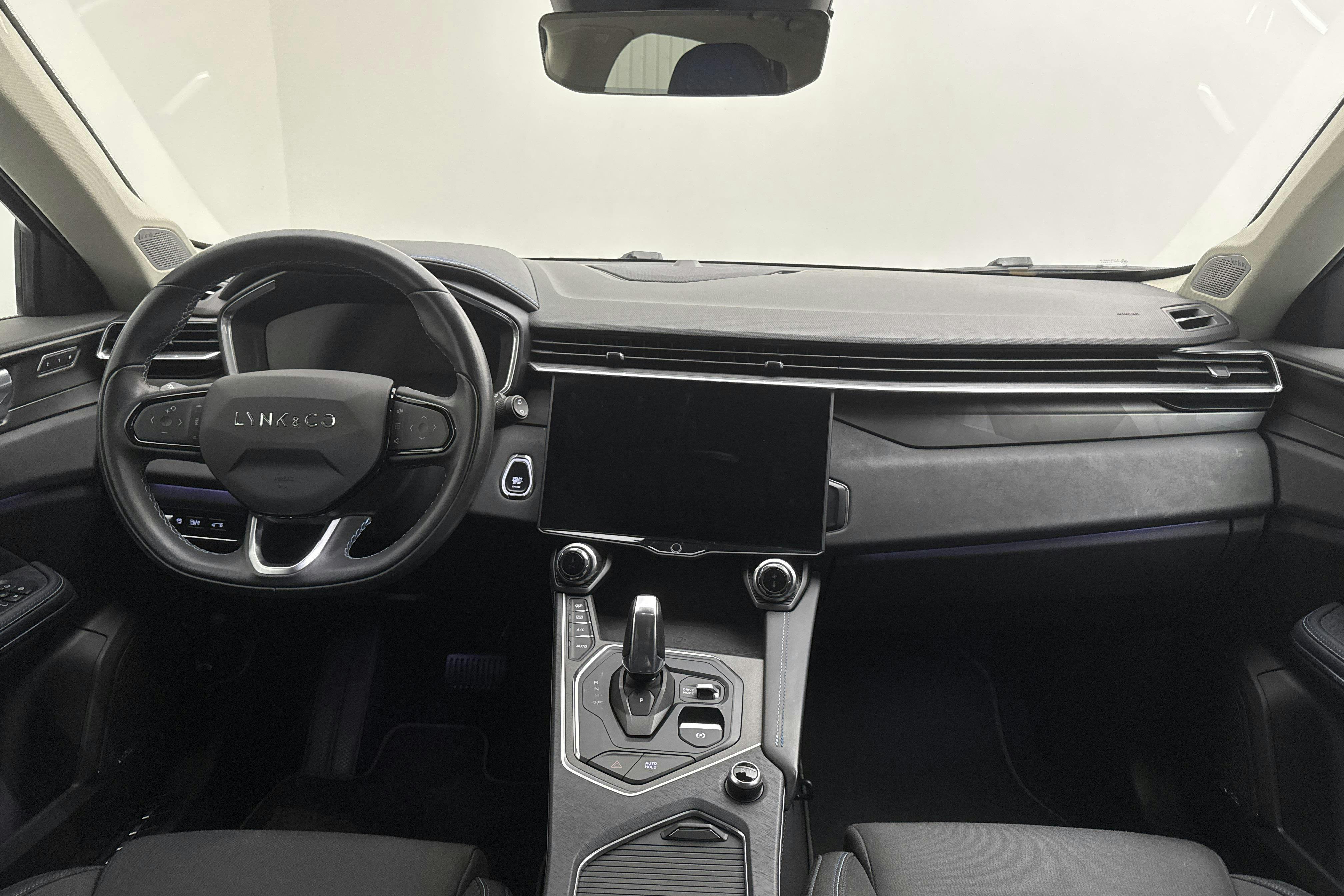 Lynk & Co 01 PHEV (265hk) - 5 005 mil - Automat - blå - 2021