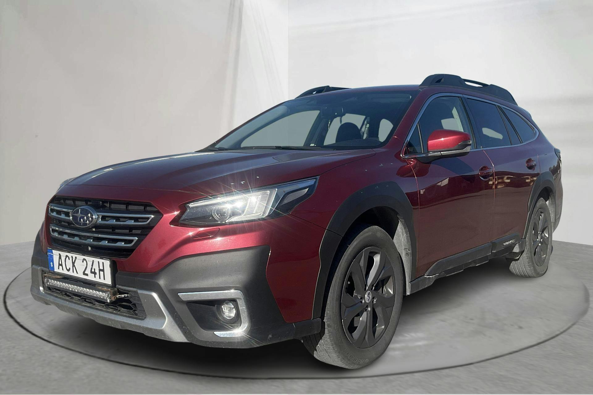 Subaru Outback 2.5i XFuel 4WD (169hk) - 133 100 km - Automatic - Light Red - 2021