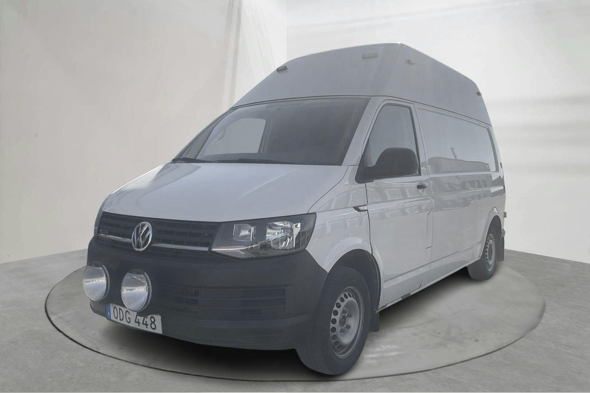 Presentationsfoto 1 av 17: VW Transporter T6 2.0 TDI BMT Skåp 4MOTION (150hk) - 13 418 mil - Manuell - vit - 2016