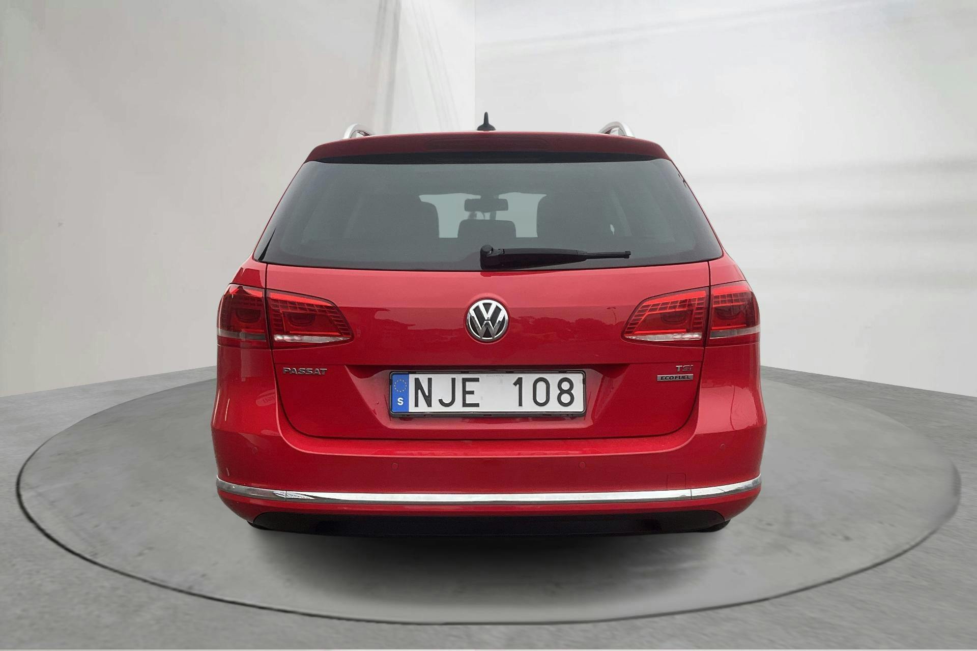 VW Passat 1.4 TSI EcoFuel Variant (150hk) - 16 091 mil - Automat - röd - 2014