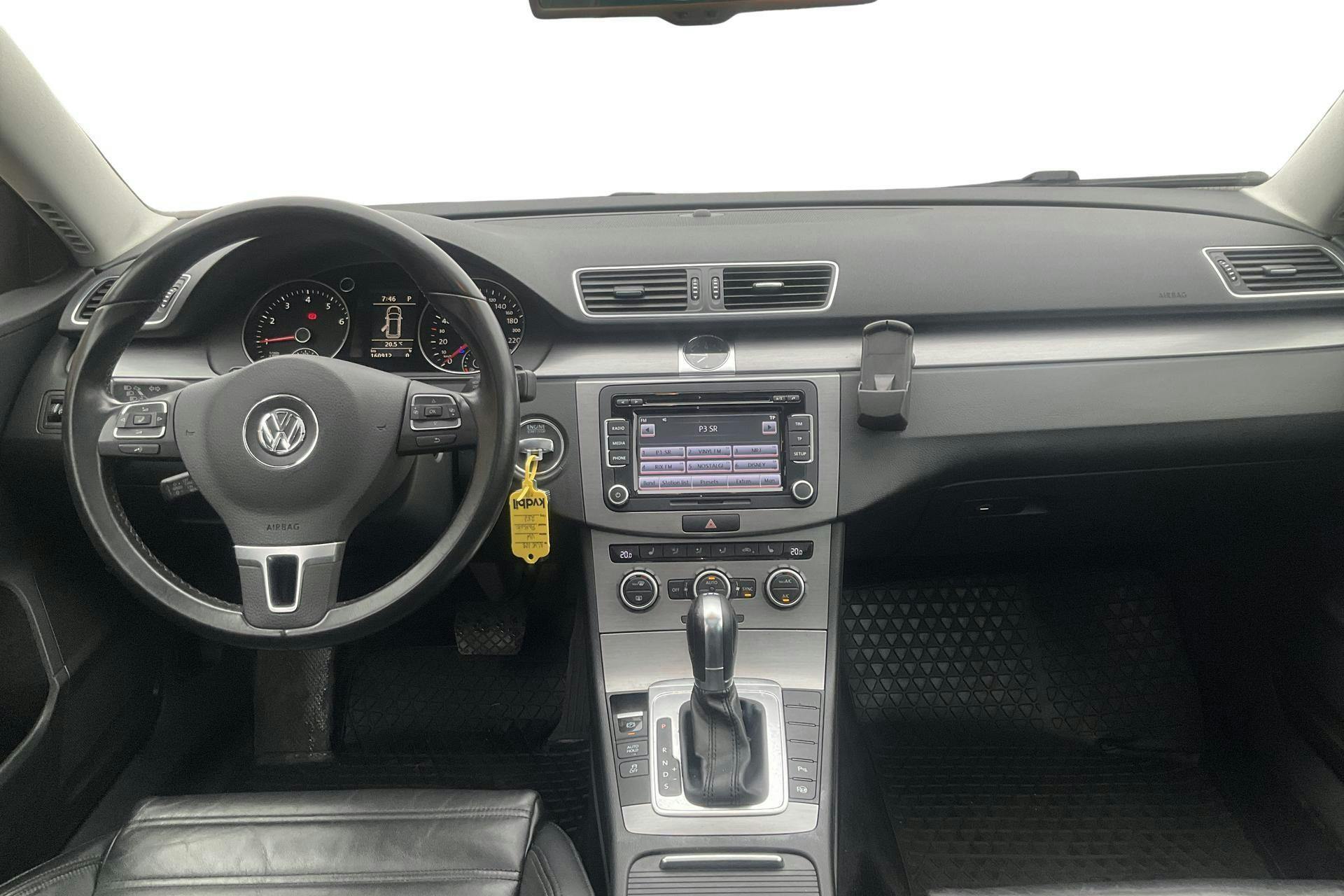 VW Passat 1.4 TSI EcoFuel Variant (150hk) - 16 091 mil - Automat - röd - 2014