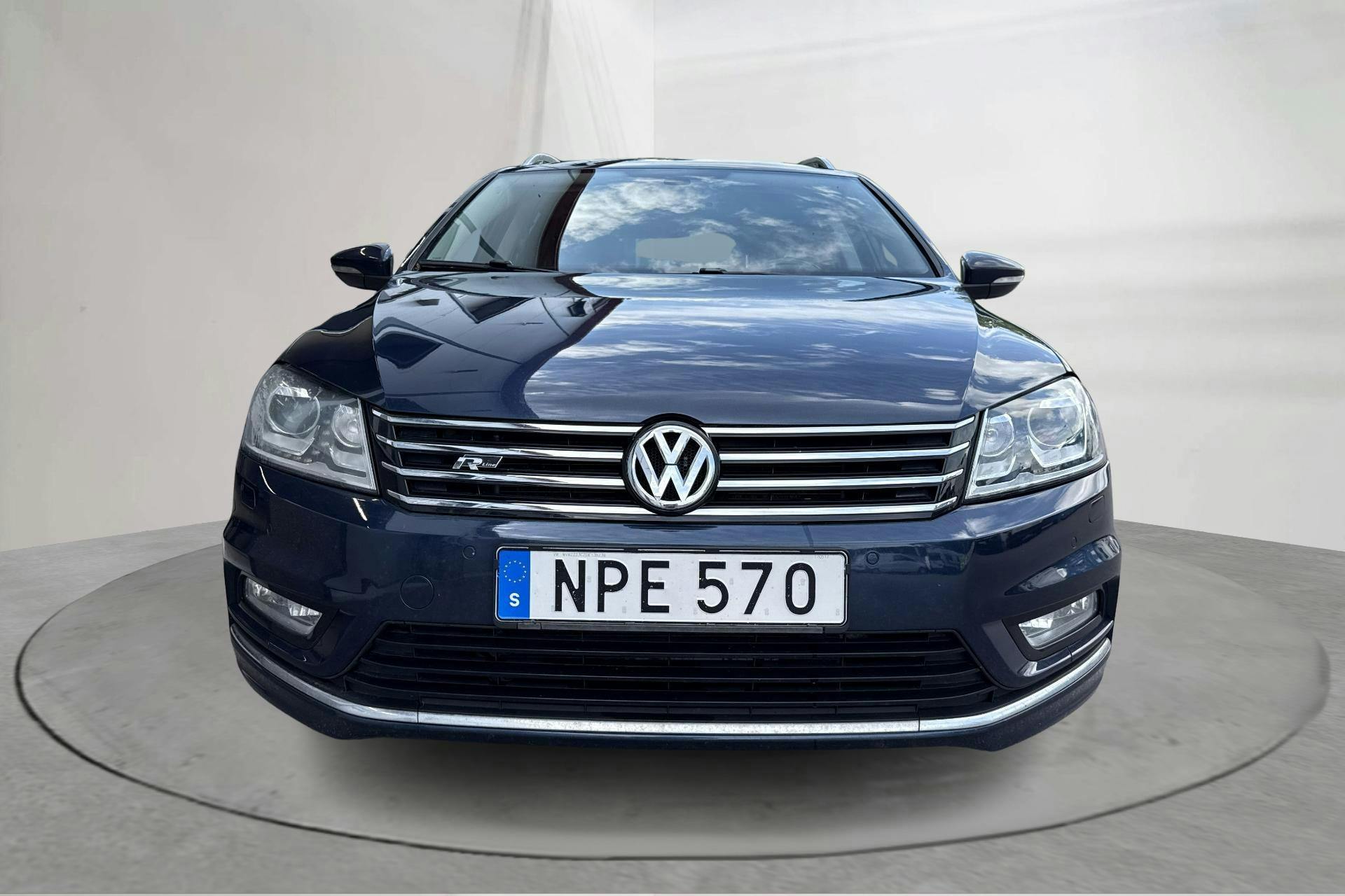 VW Passat 2.0 TDI BlueMotion Technology Variant 4Motion (177hk) - 18 789 mil - Automat - Dark Blue - 2013