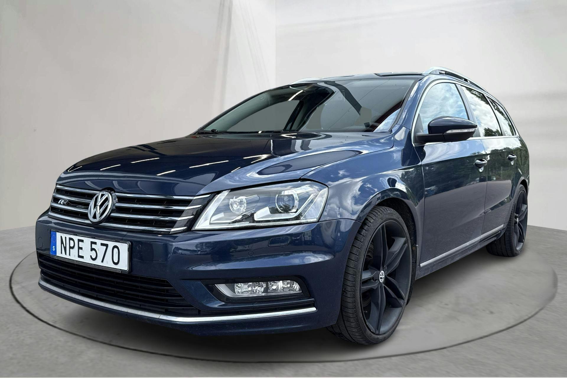 VW Passat 2.0 TDI BlueMotion Technology Variant 4Motion (177hk) - 187 890 km - Automatyczna - Dark Blue - 2013