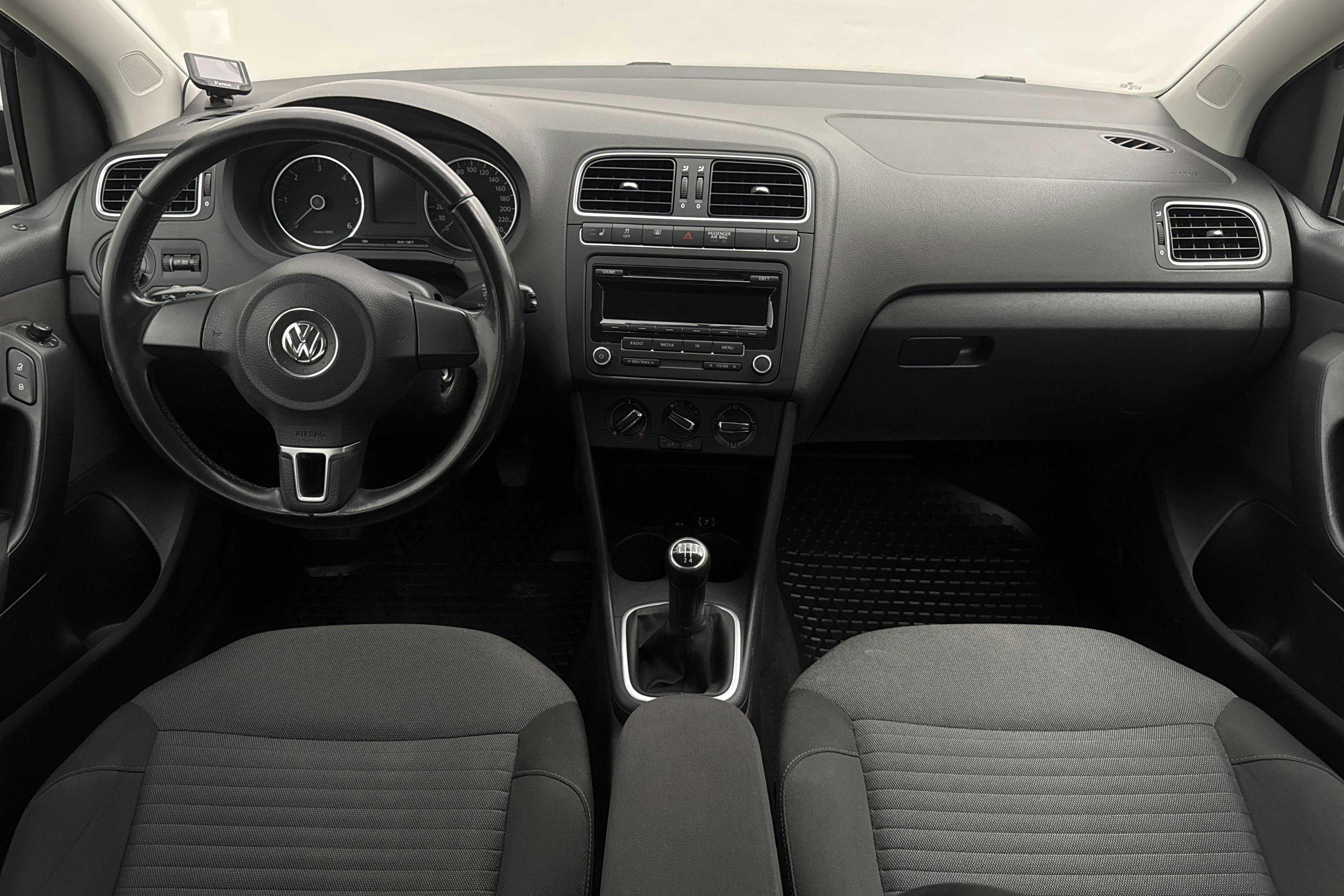 VW Polo 1.6 TDI 5dr (90hk) - 15 372 mil - Manuell - svart - 2012