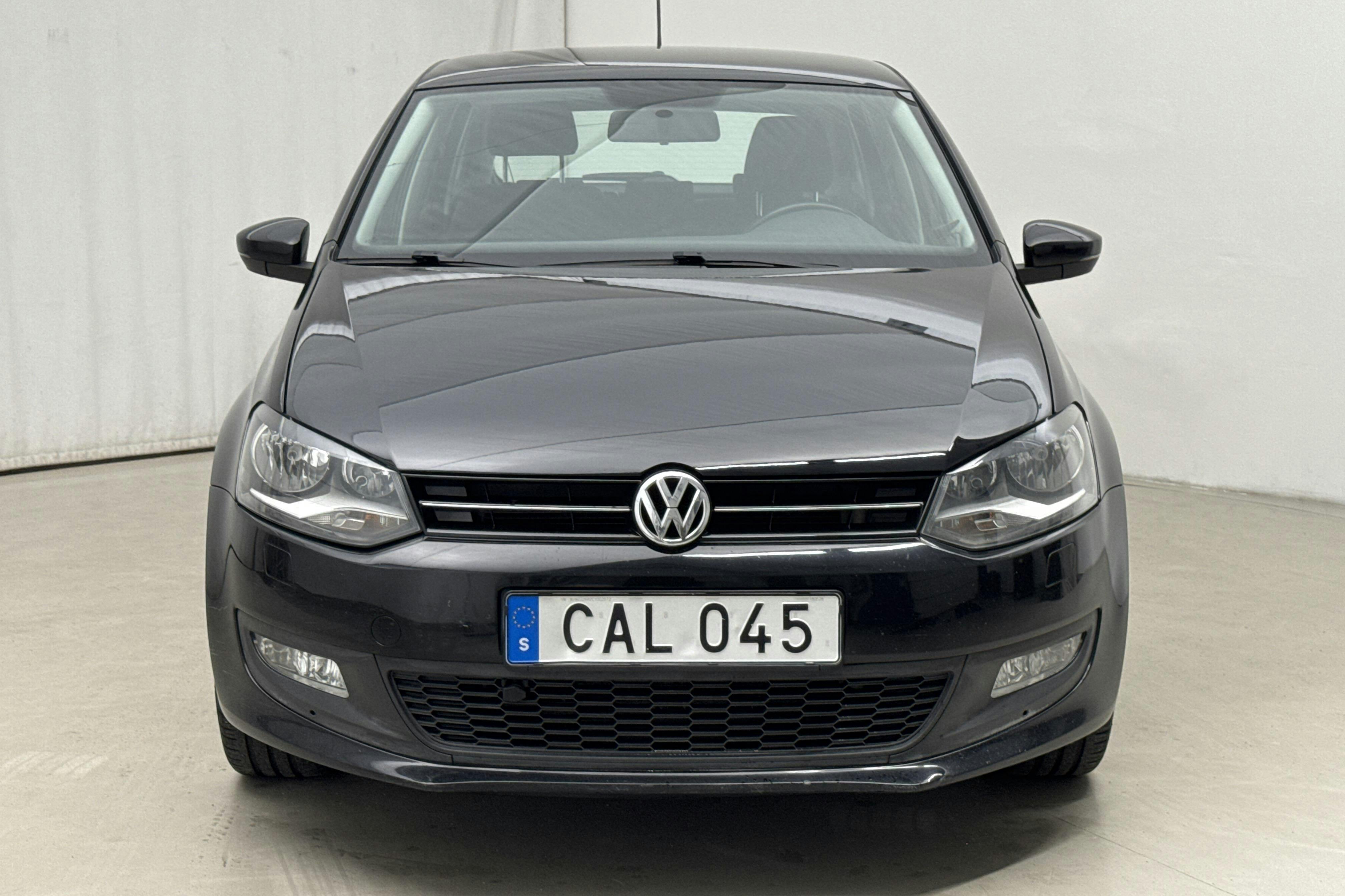 VW Polo 1.6 TDI 5dr (90hk) - 15 372 mil - Manuell - svart - 2012