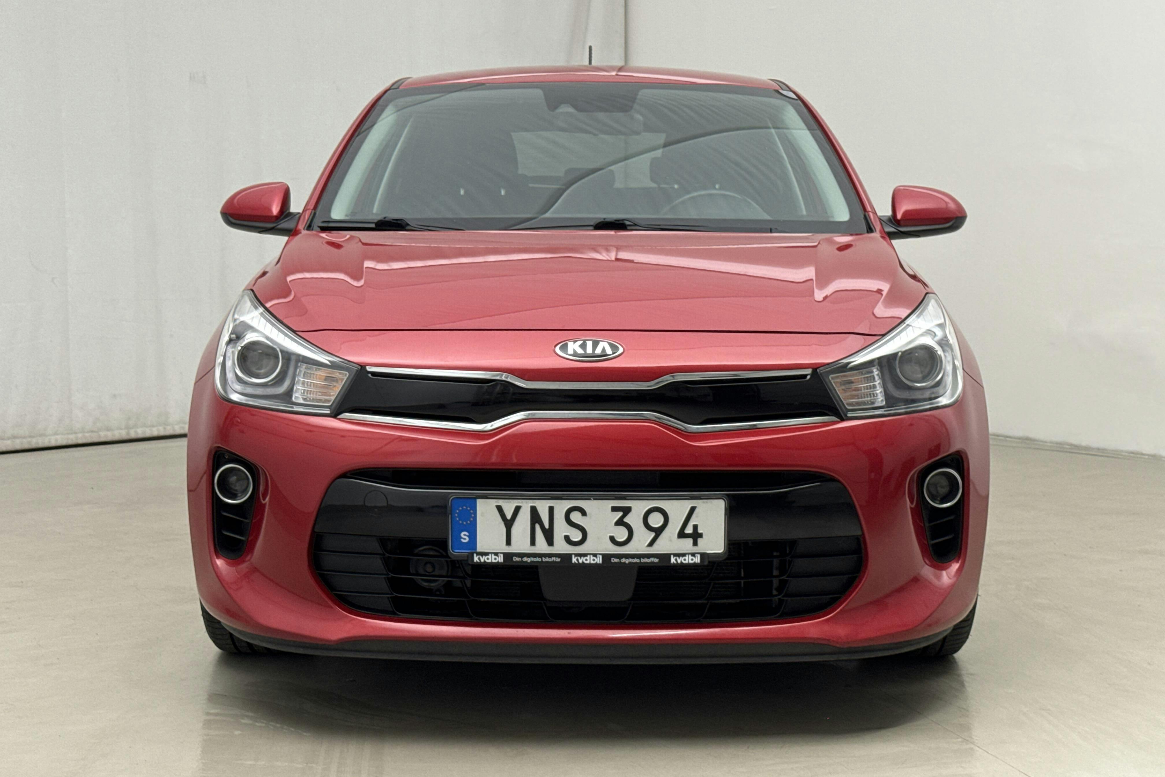KIA Rio 1.2 (84hk) - 8 537 mil - Manuell - röd - 2018