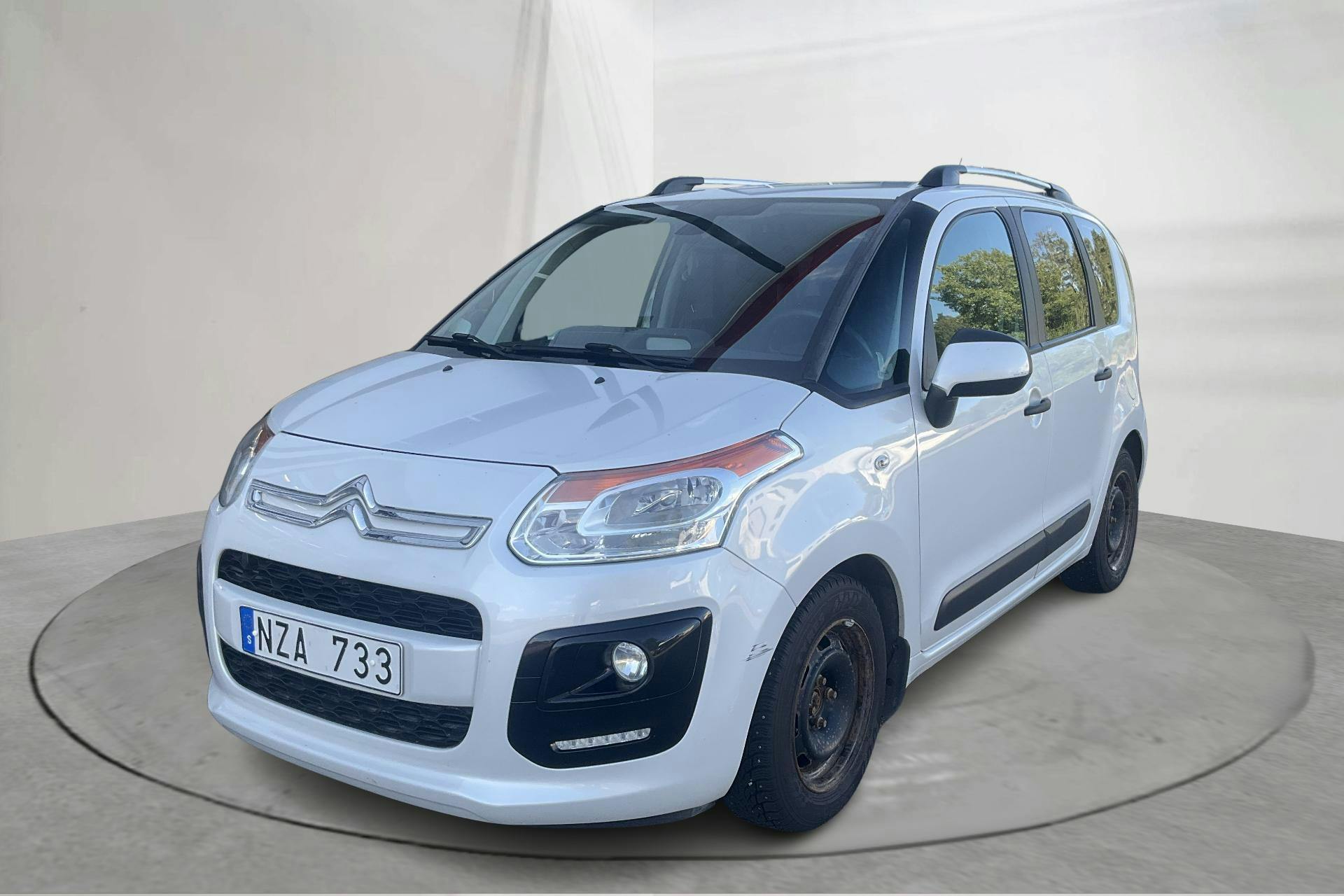 Presentationsfoto 1 av 11: Citroën C3 Picasso 1.6 HDi (90hk) - 23 651 mil - Manuell - vit - 2013
