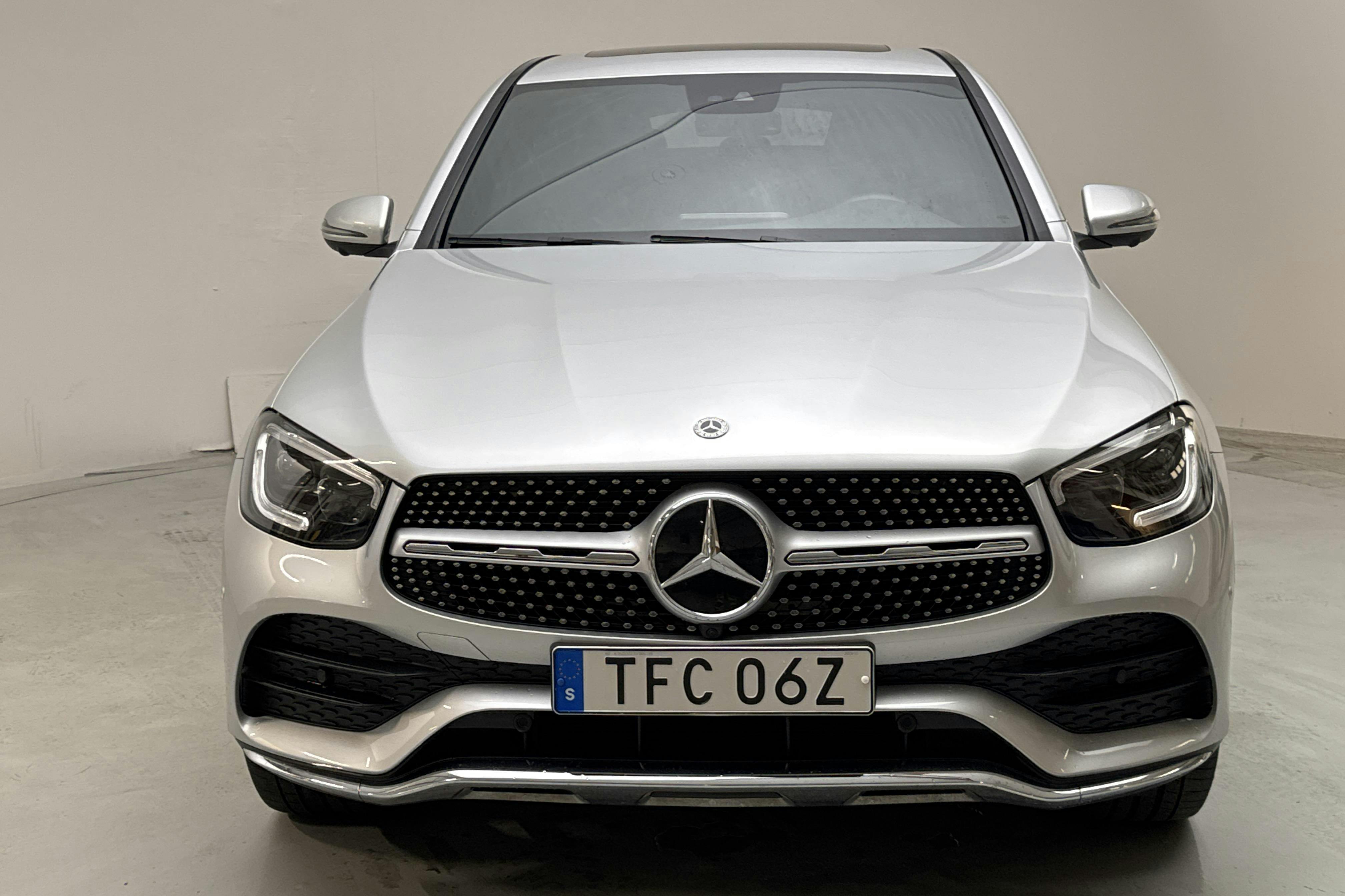 Mercedes GLC 400 d 4MATIC Coupé C253 (330hk) - 4 577 mil - Automat - silver - 2020