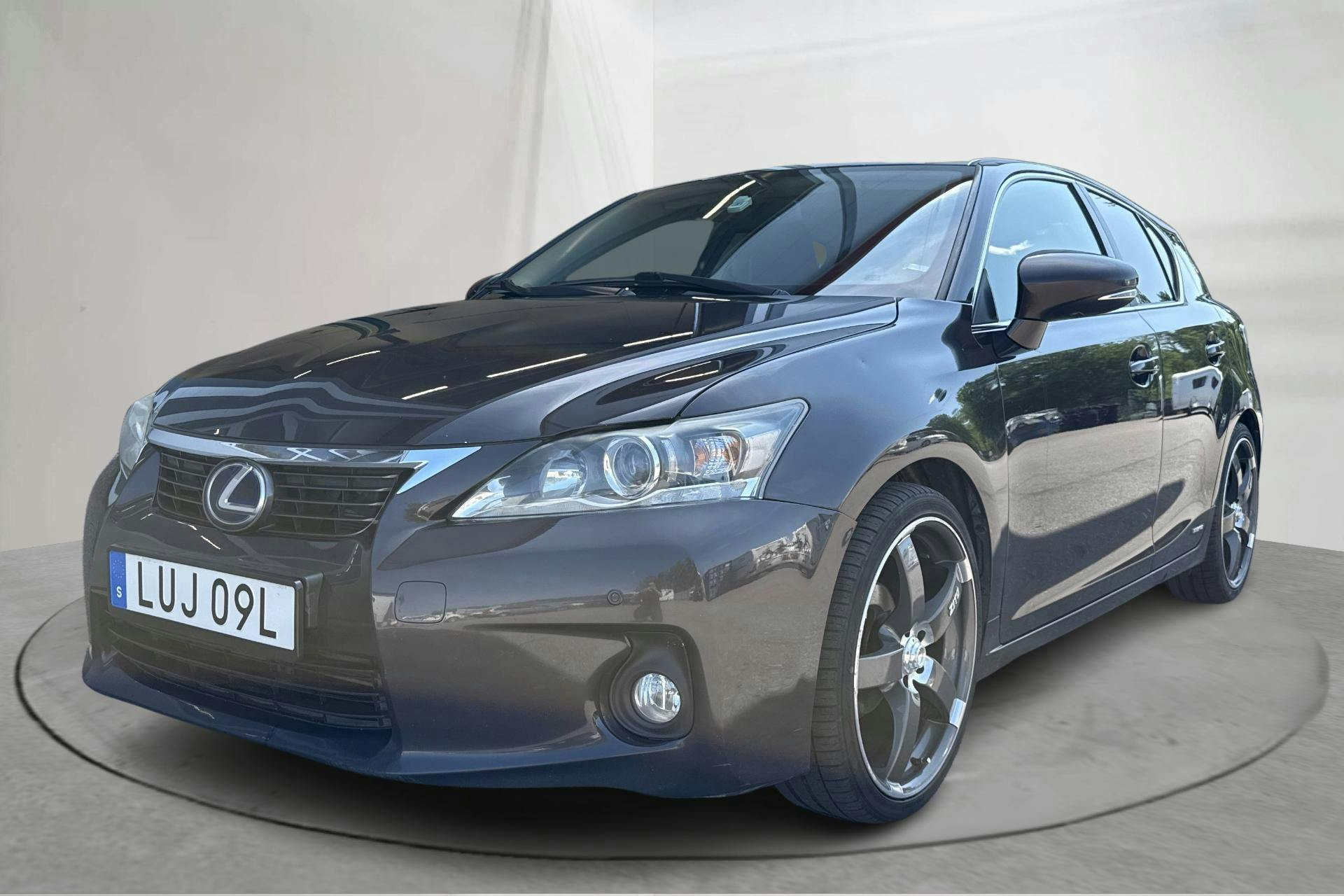 Lexus CT 200h (99hk) - 194 090 km - Automaattinen - ruskea - 2011