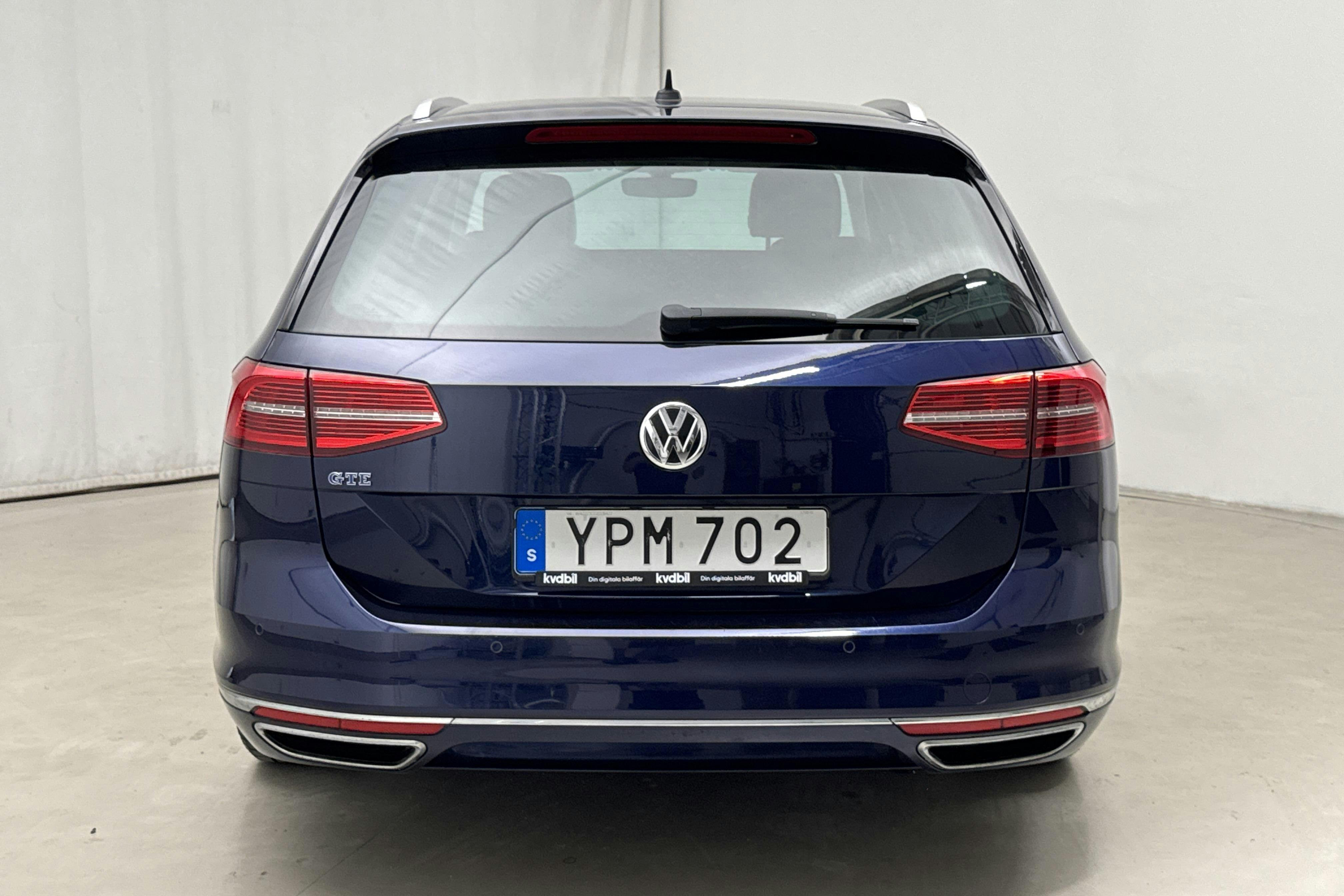 VW Passat 1.4 Plug-in-Hybrid Sportscombi (218hk) - 10 156 mil - Automat - Dark Blue - 2018