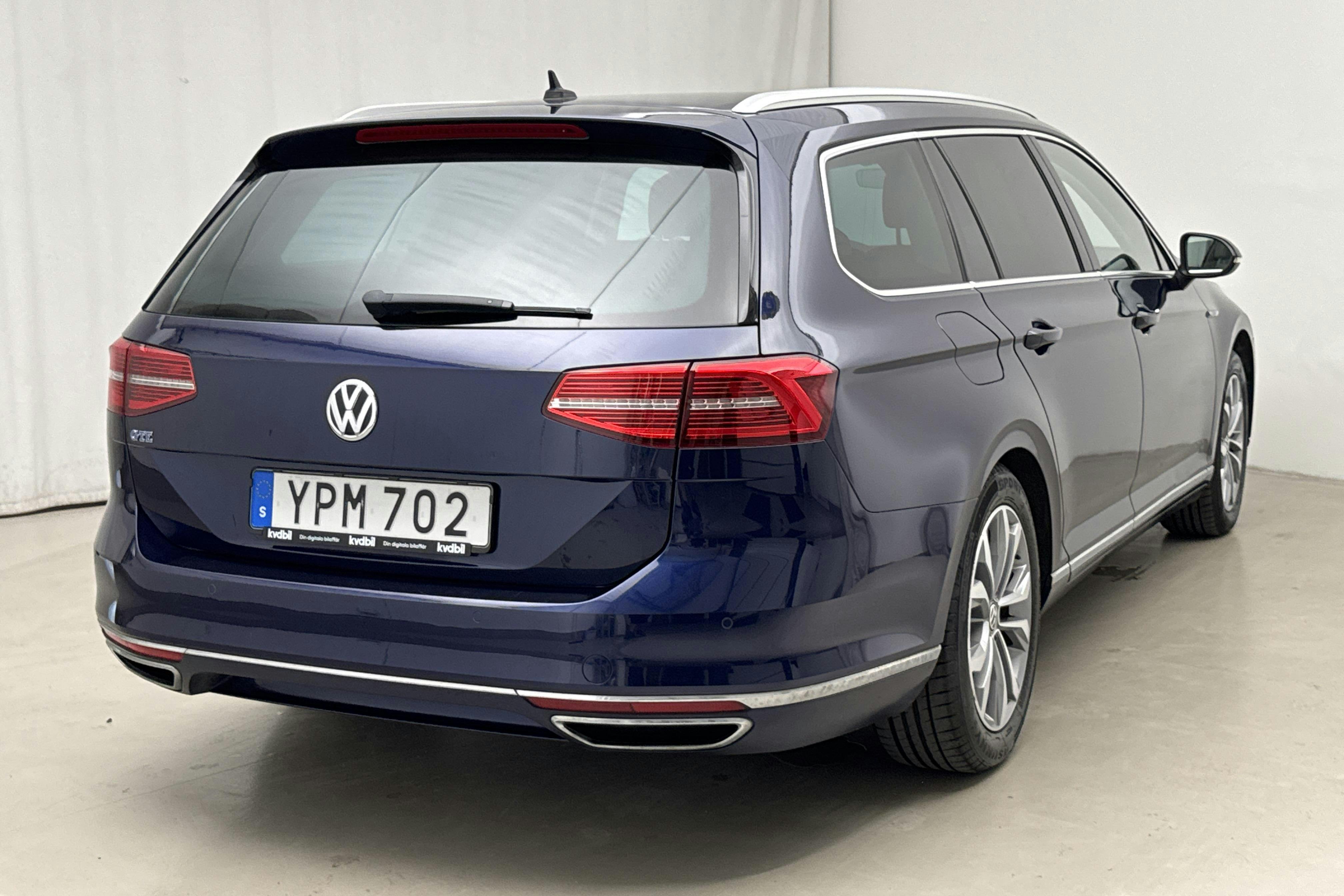 VW Passat 1.4 Plug-in-Hybrid Sportscombi (218hk) - 10 156 mil - Automat - Dark Blue - 2018