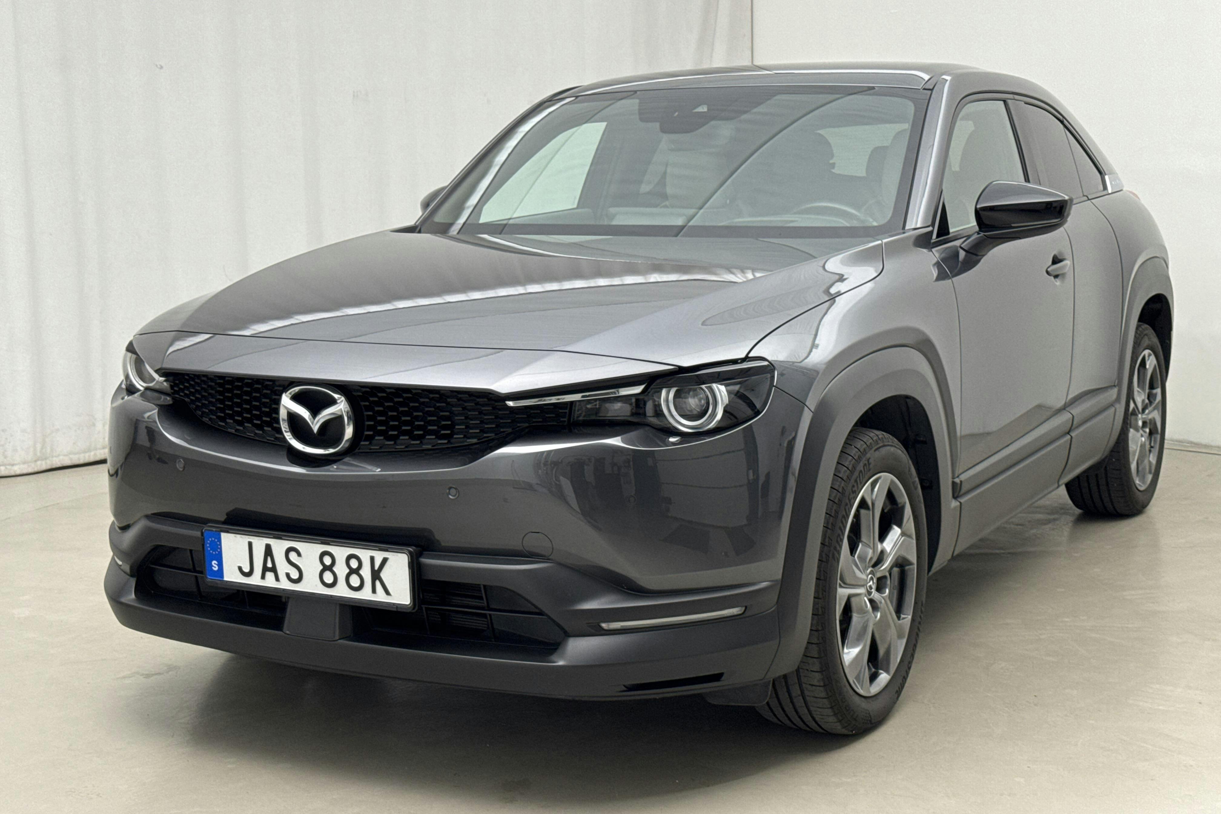 Presentation photo 1 of 18: Mazda MX-30 e-Skyactiv (145hk) - 33 560 km - Automatic - gray - 2021