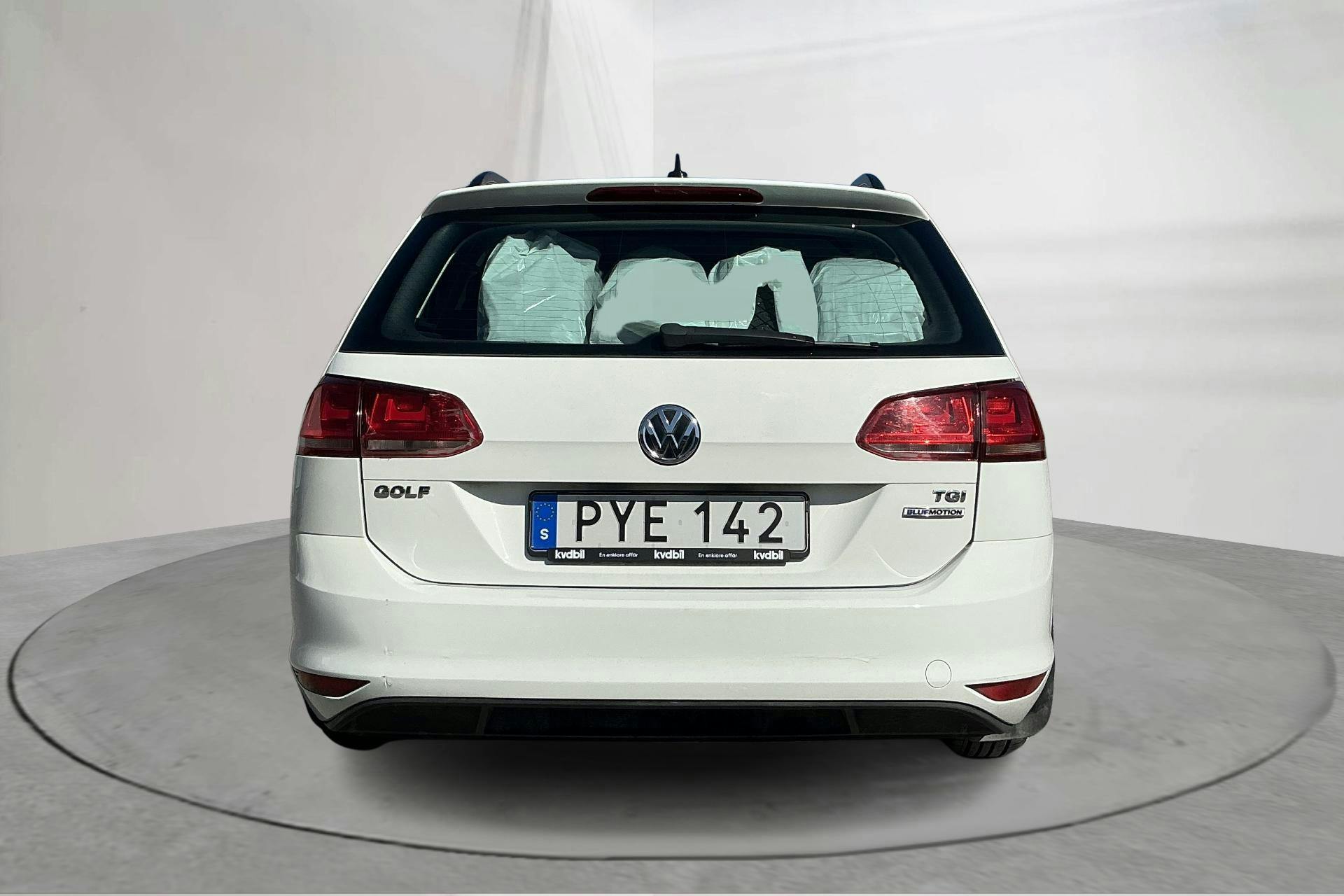 VW Golf VII 1.4 TGI BlueMotion Sportscombi (110hk) - 12 730 mil - Manuell - vit - 2016