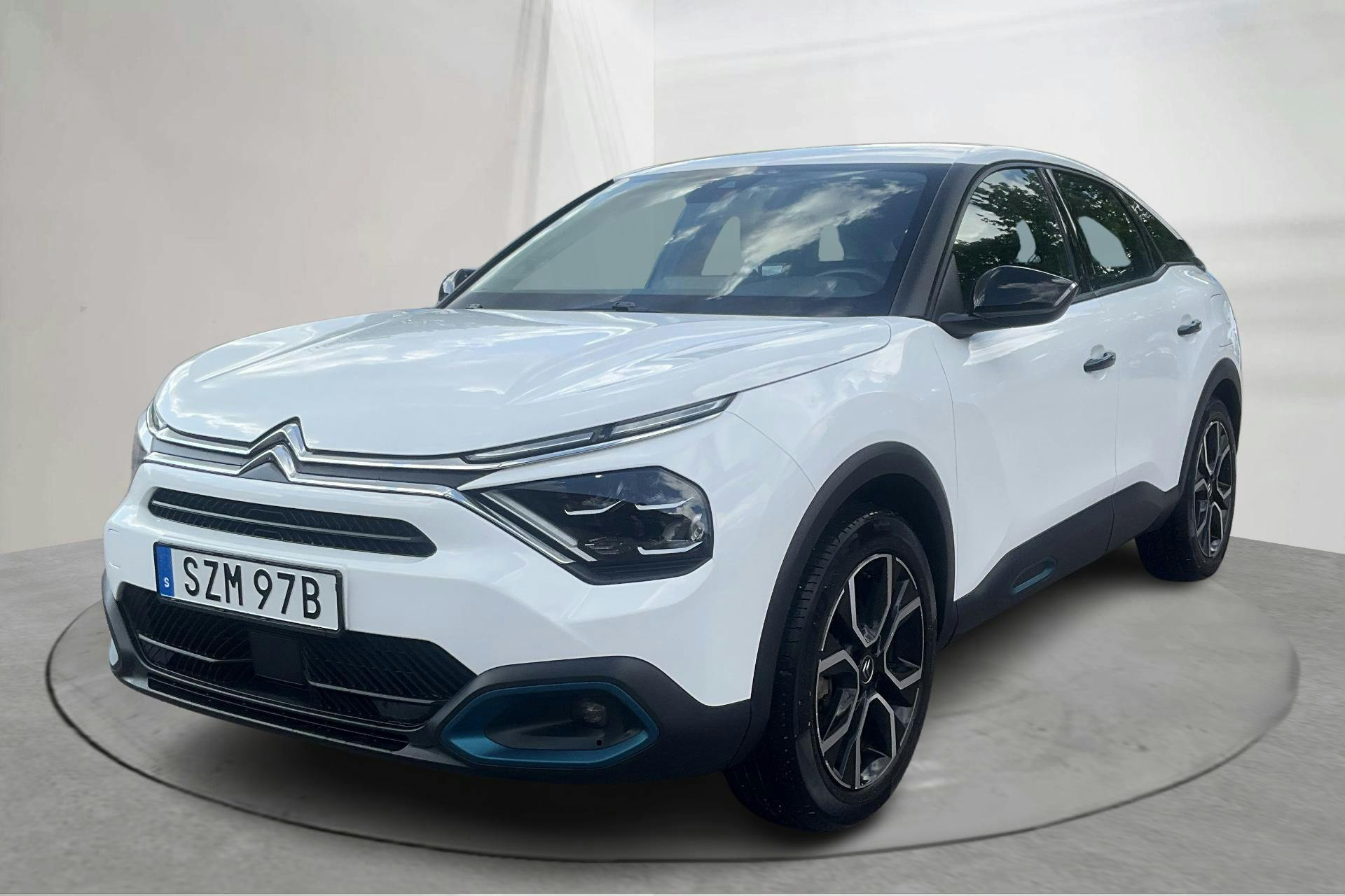 Citroën e-C4 50 kWh (136hk) - 52 910 km - Automatic - white - 2022
